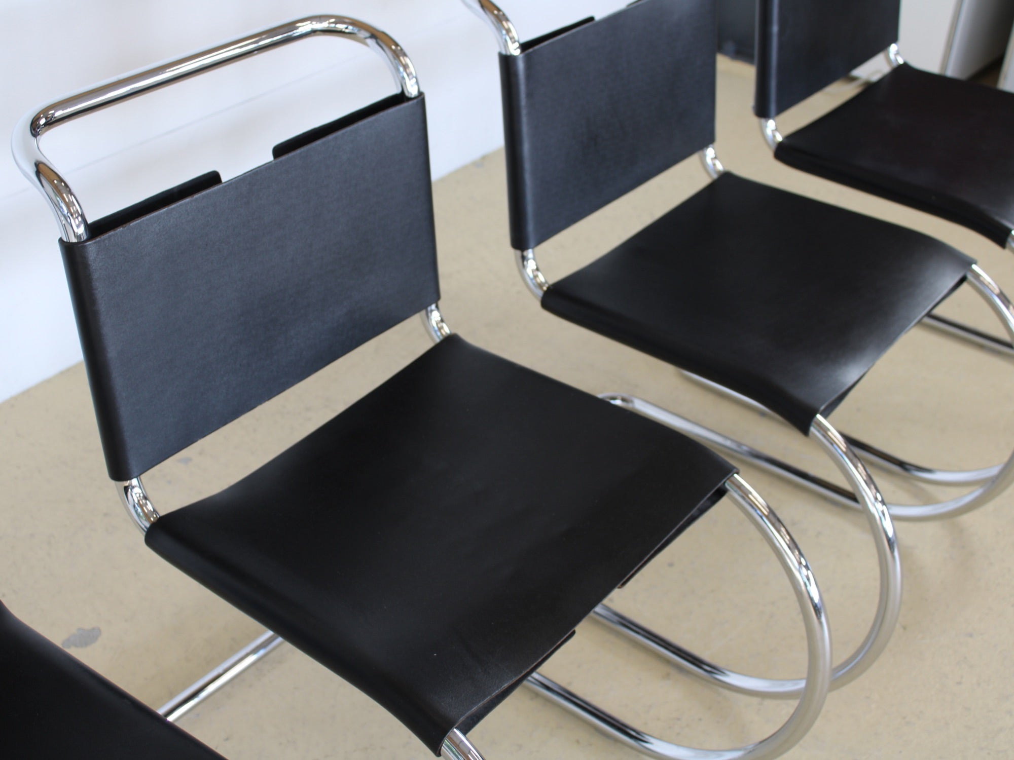 Mies van der Rohe Stühle von Knoll