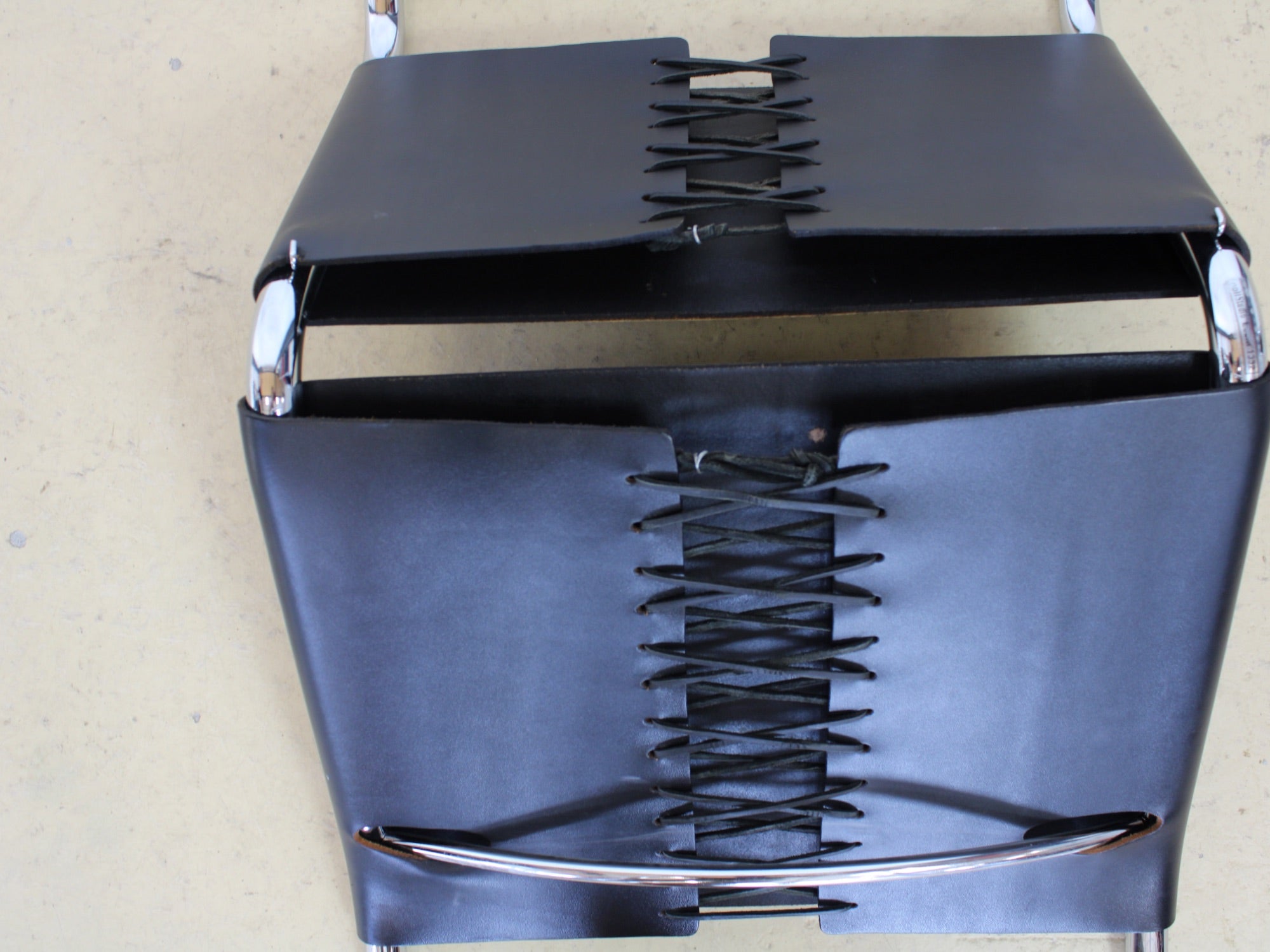 Mies van der Rohe Stühle von Knoll