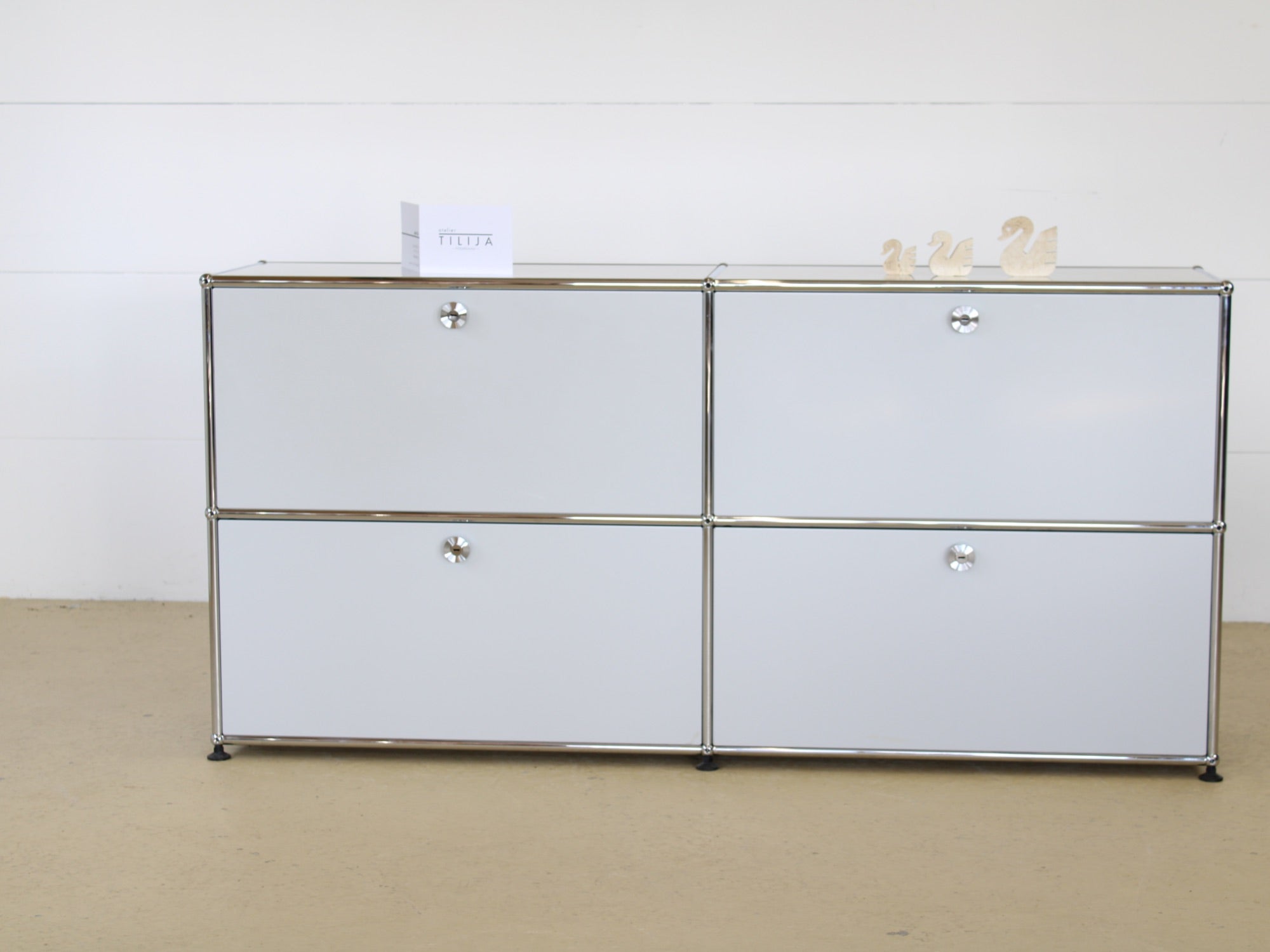 USM Haller Sideboard in Lichtgrau, Umbau möglich!