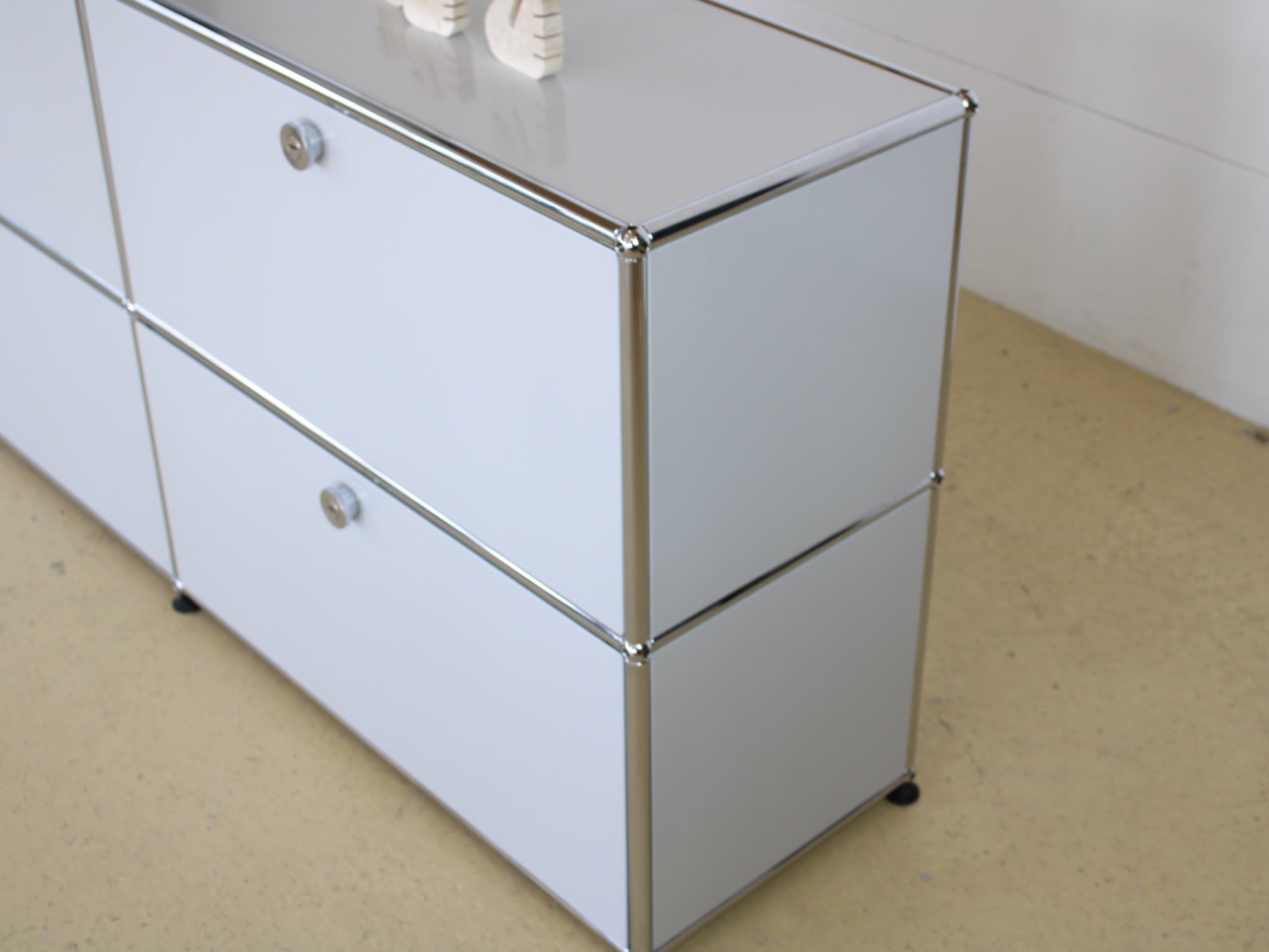 USM Haller Sideboard in Lichtgrau, Umbau möglich!