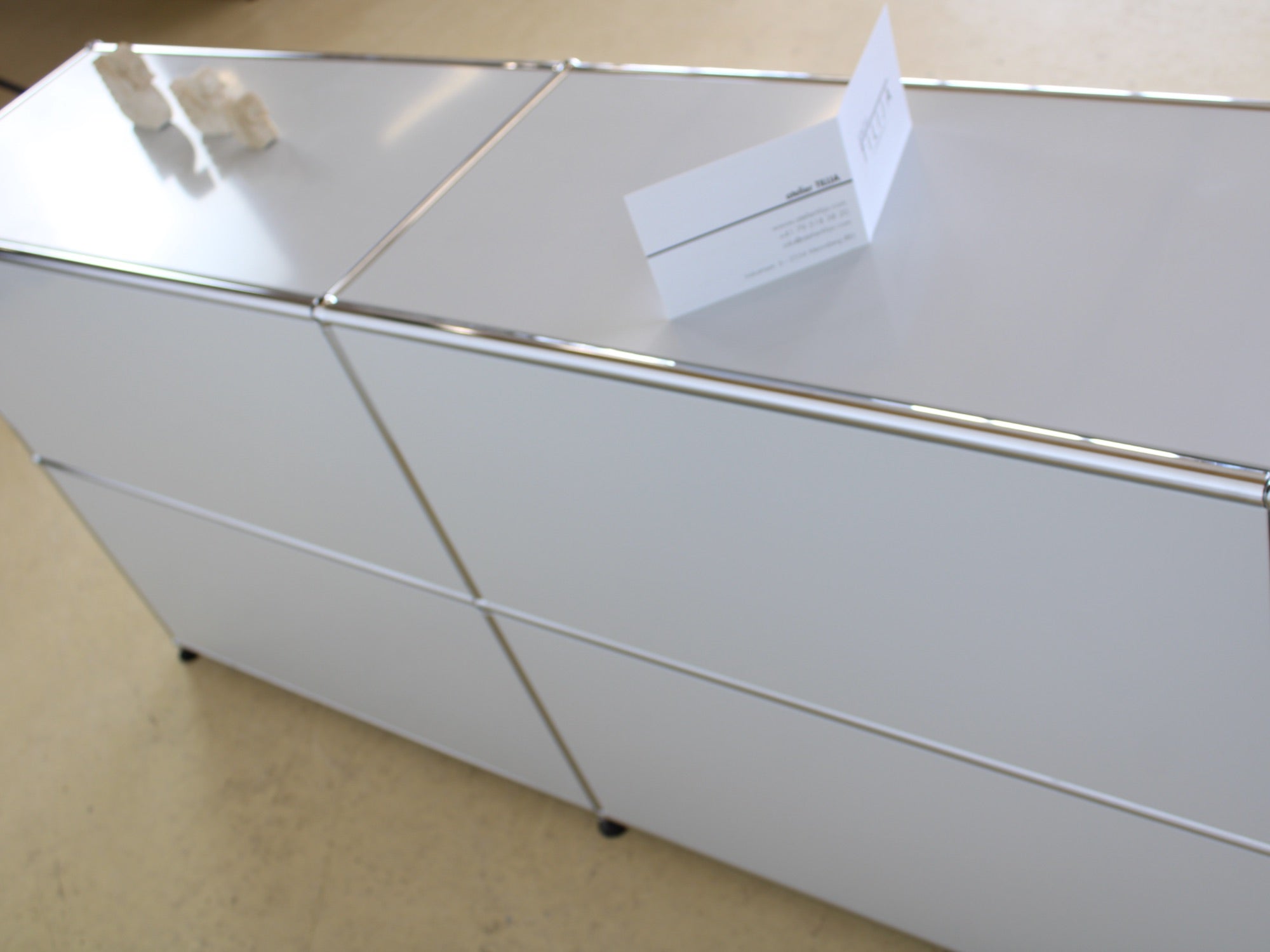 USM Haller Sideboard in Lichtgrau, Umbau möglich!
