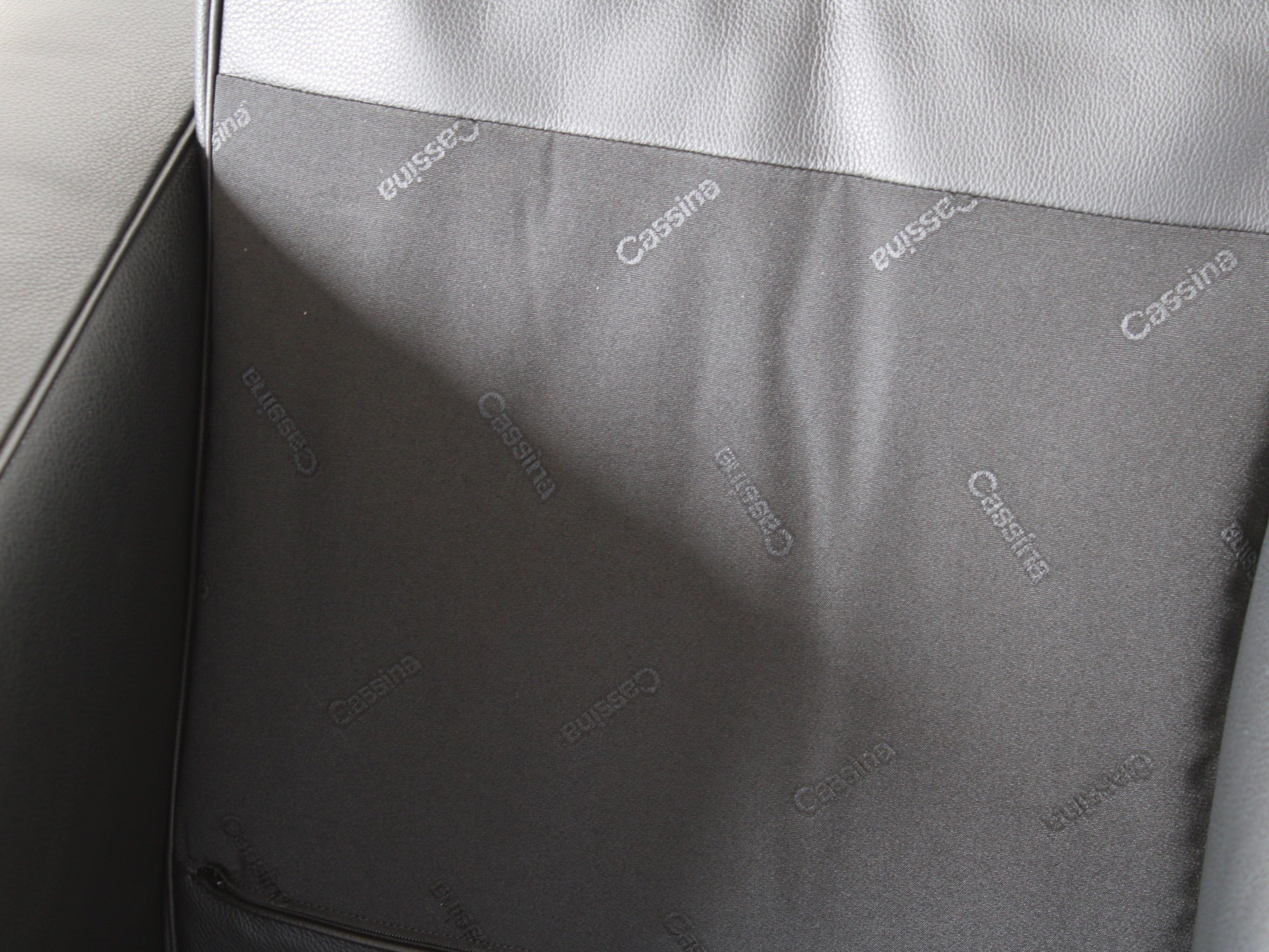 Le Corbusier Sessel LC2 von Cassina