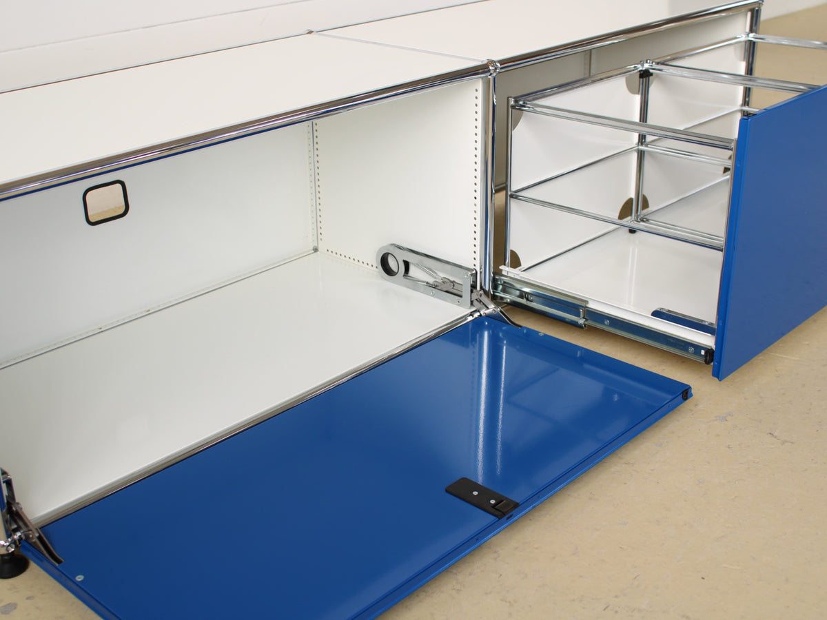 USM Haller Lowboard 2x1 Blau & Weiss 5