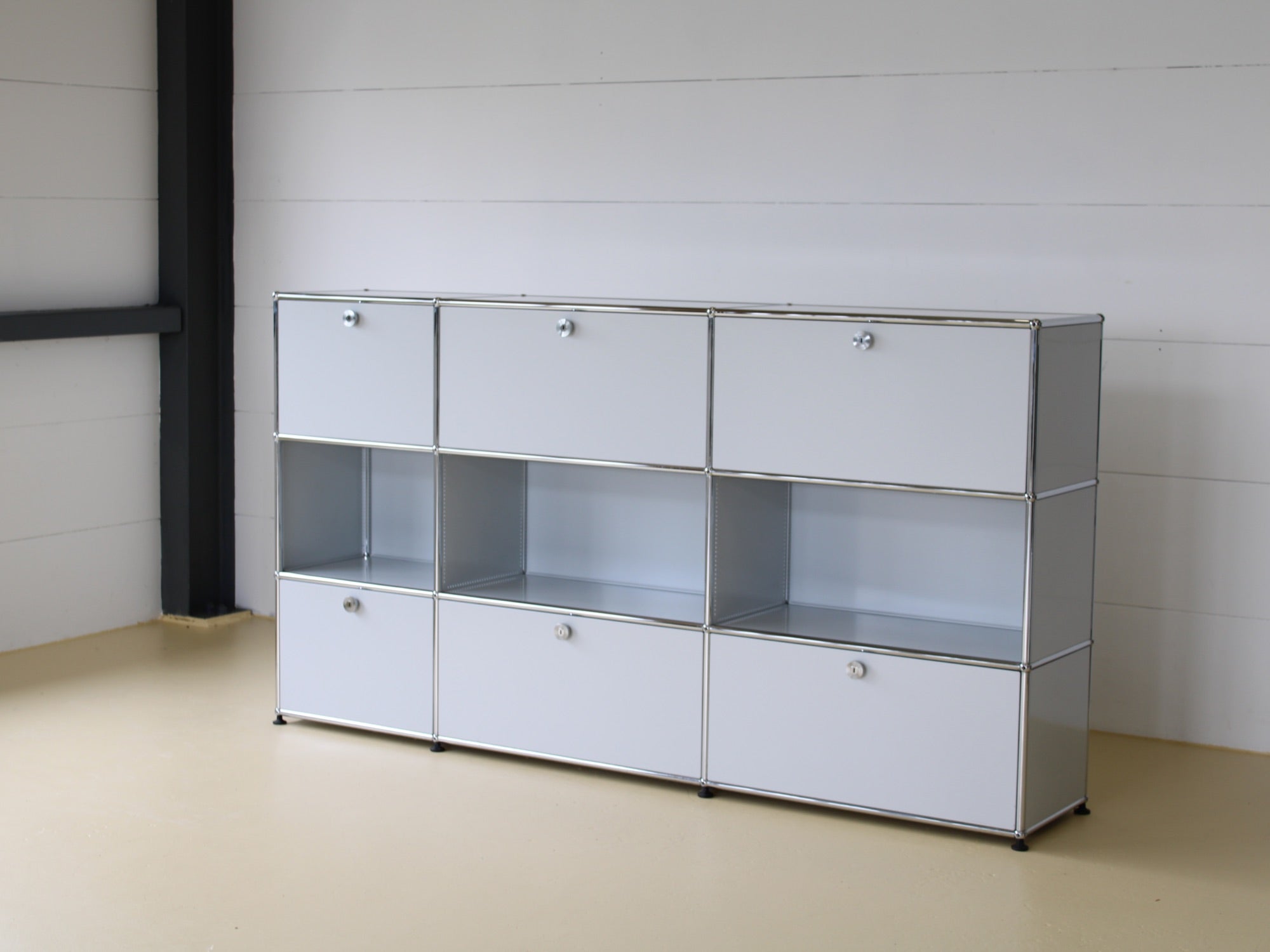 USM Haller Sideboard in Lichtgrau