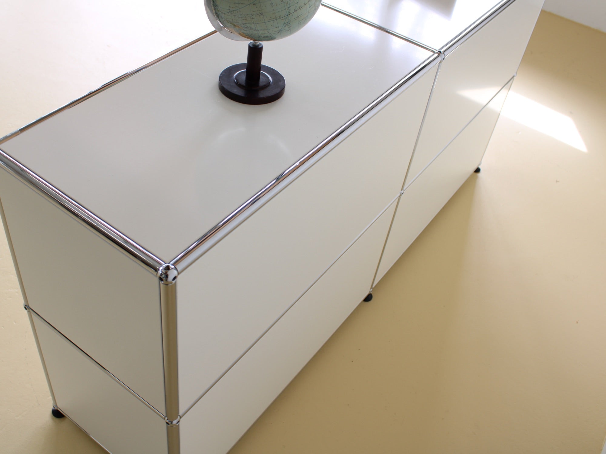 USM Haller Sideboard Reinweiss