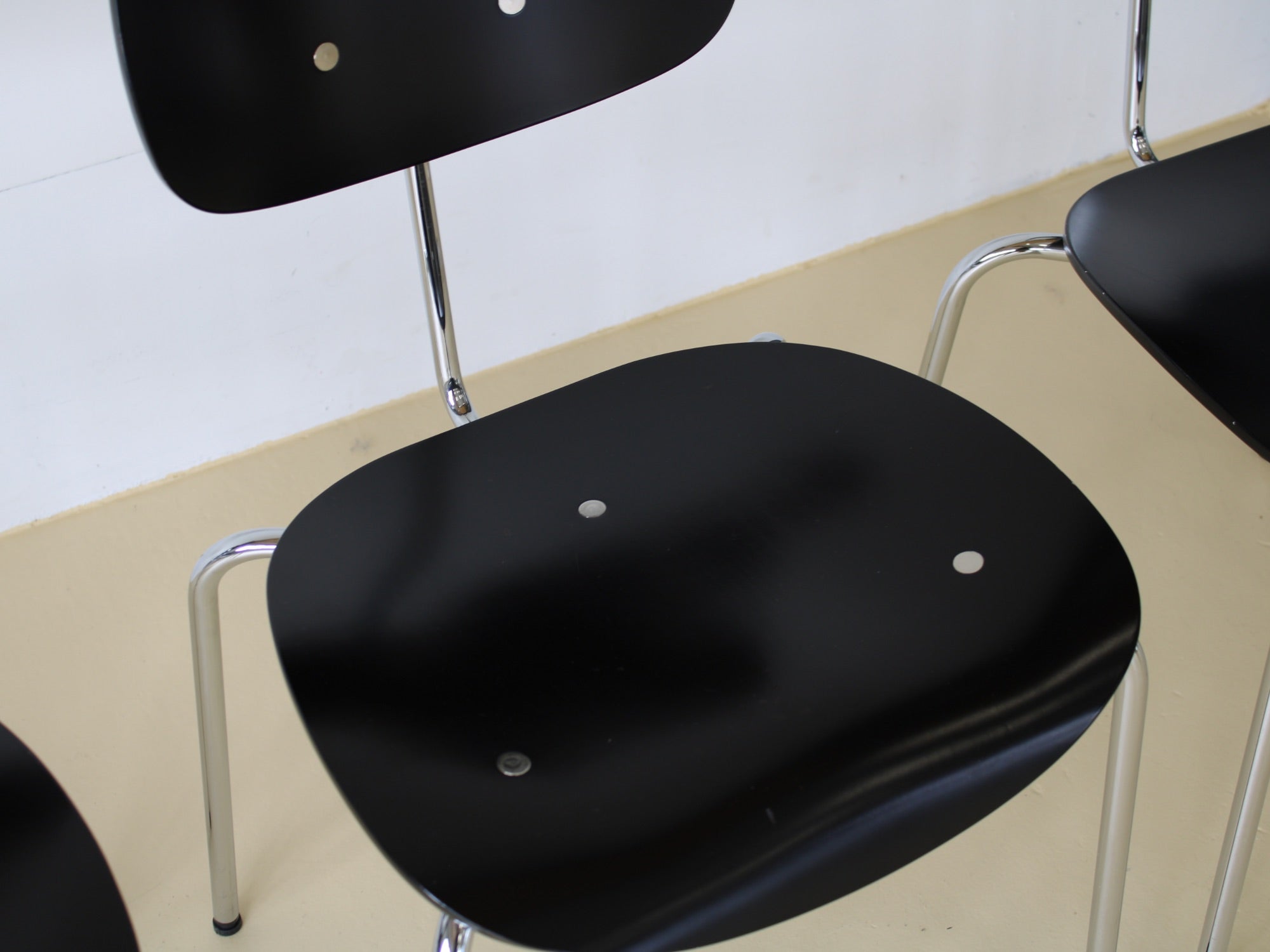 20 Egon Eiermann Stühle von Wilde & Spieth