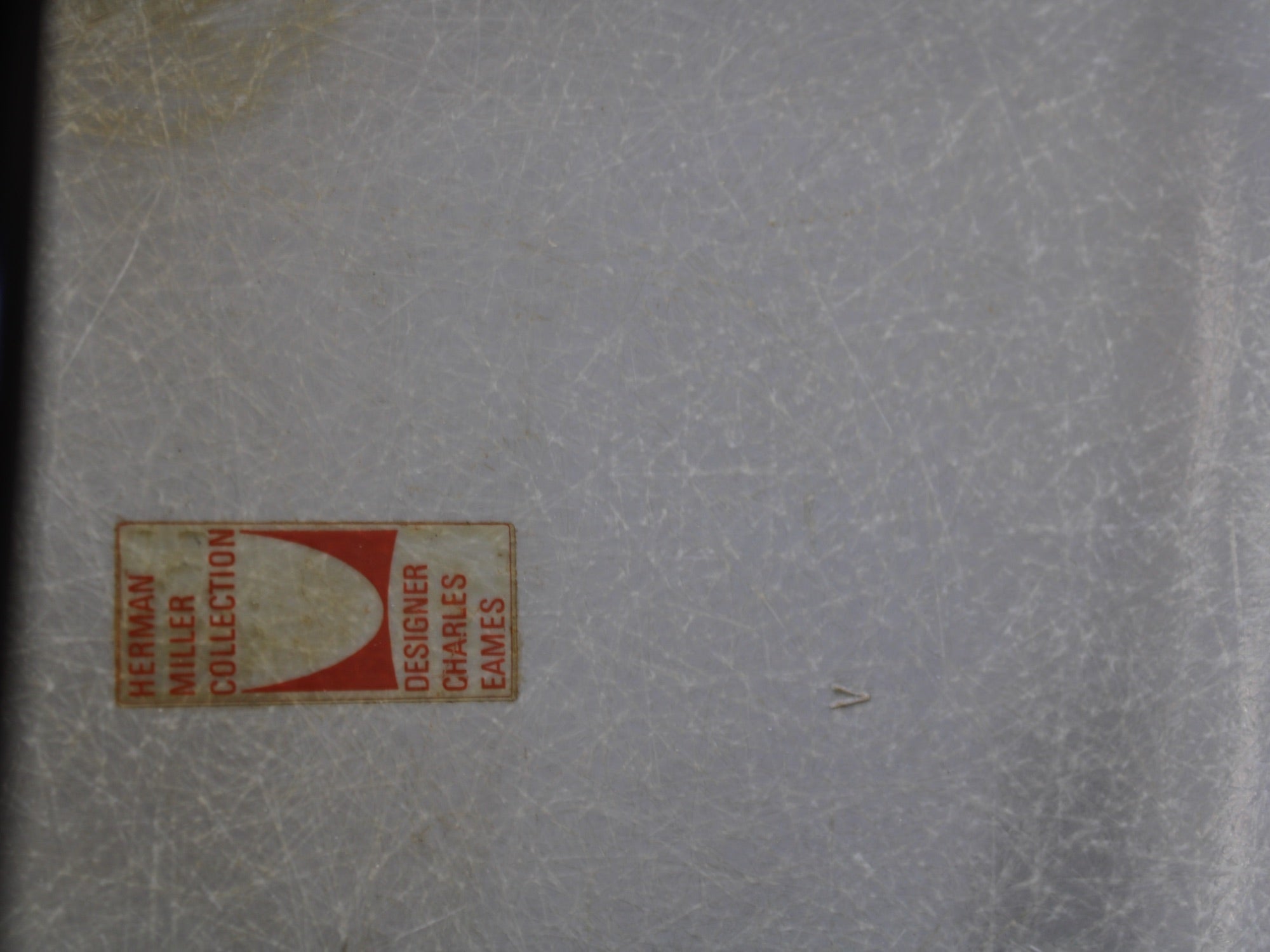 Eames Fiberglas Stühle von Hermann Miller