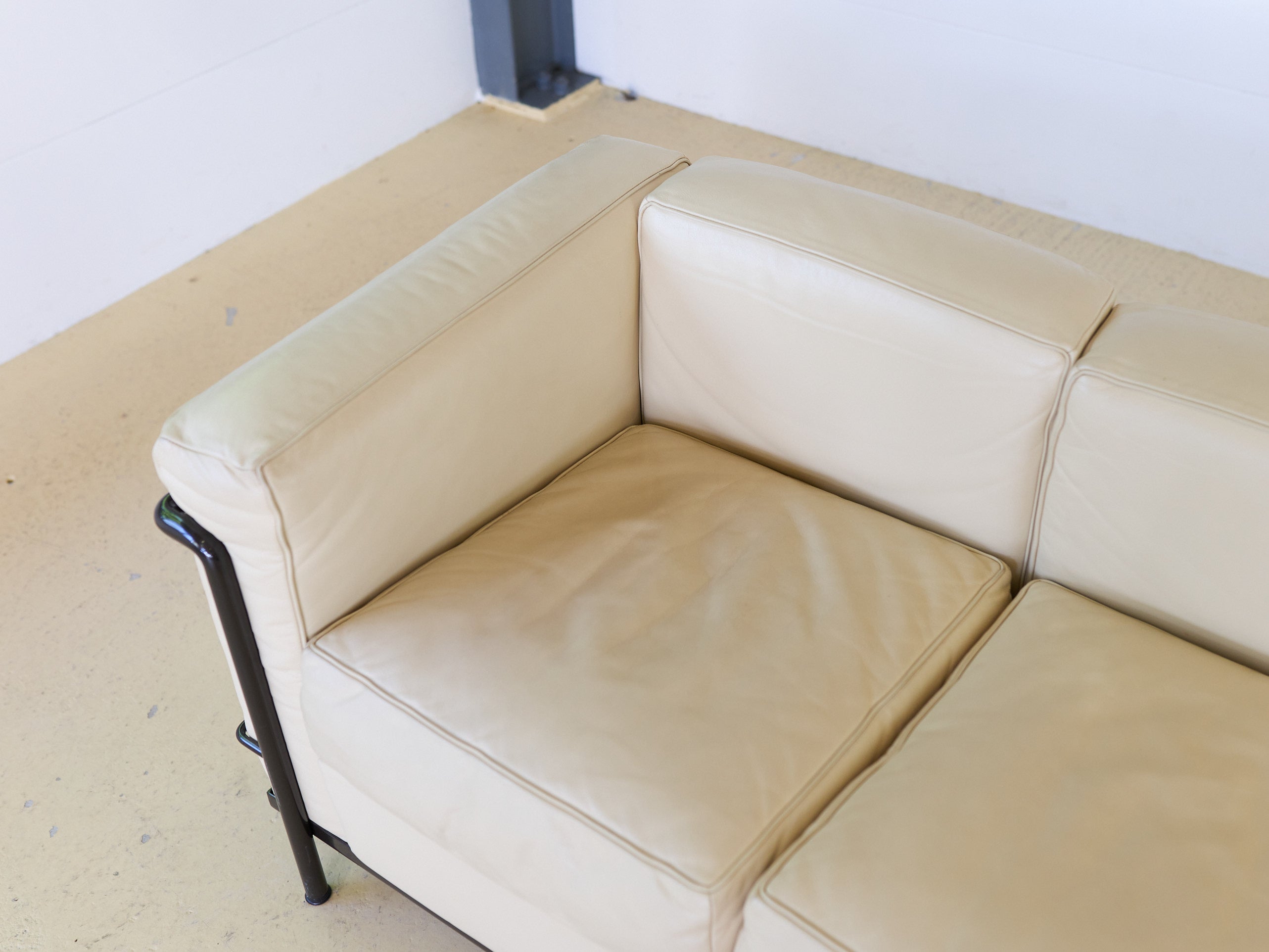 Le Corbusier Sofa von Cassina LC2