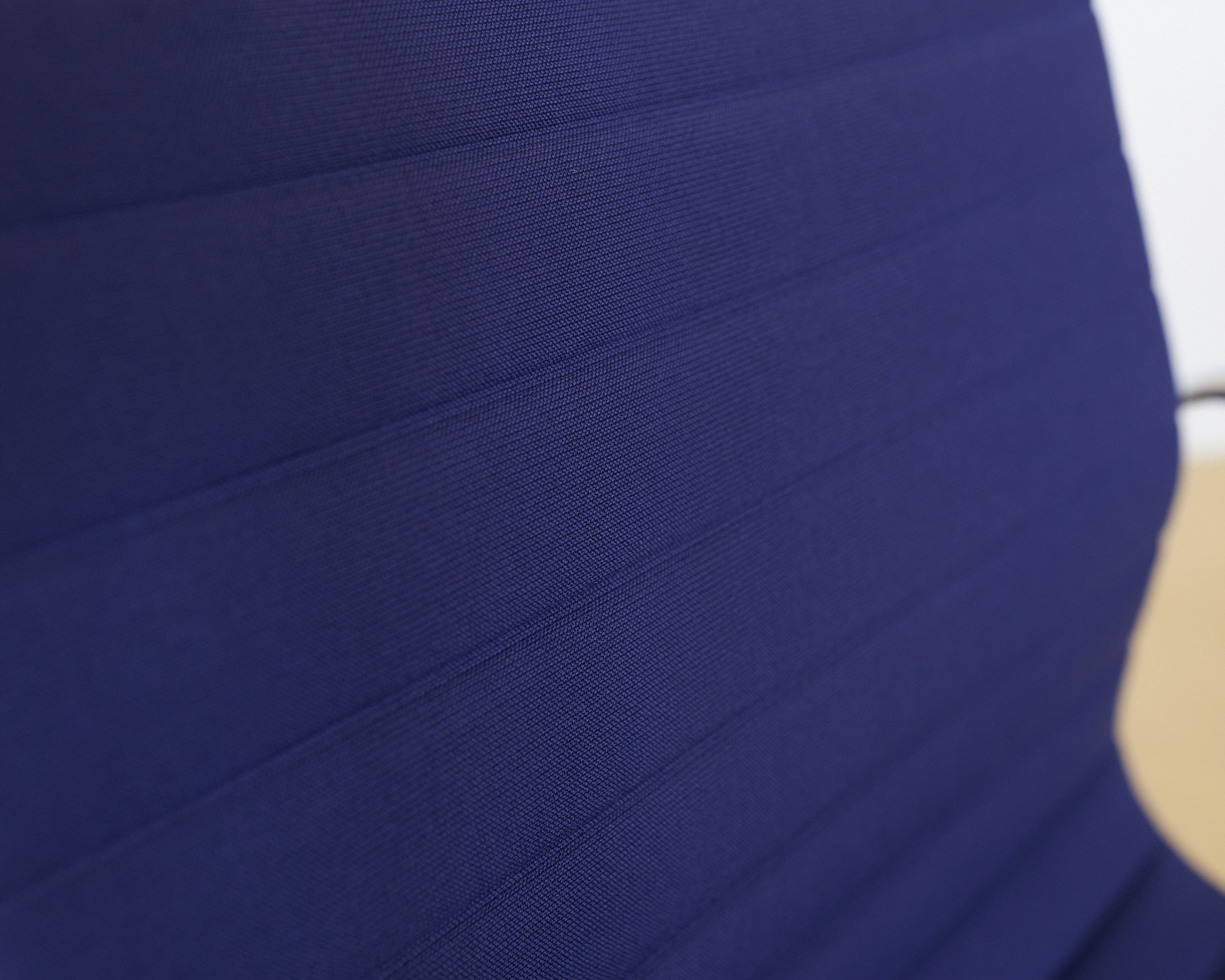 Vitra Eames Bürostühle EA 117