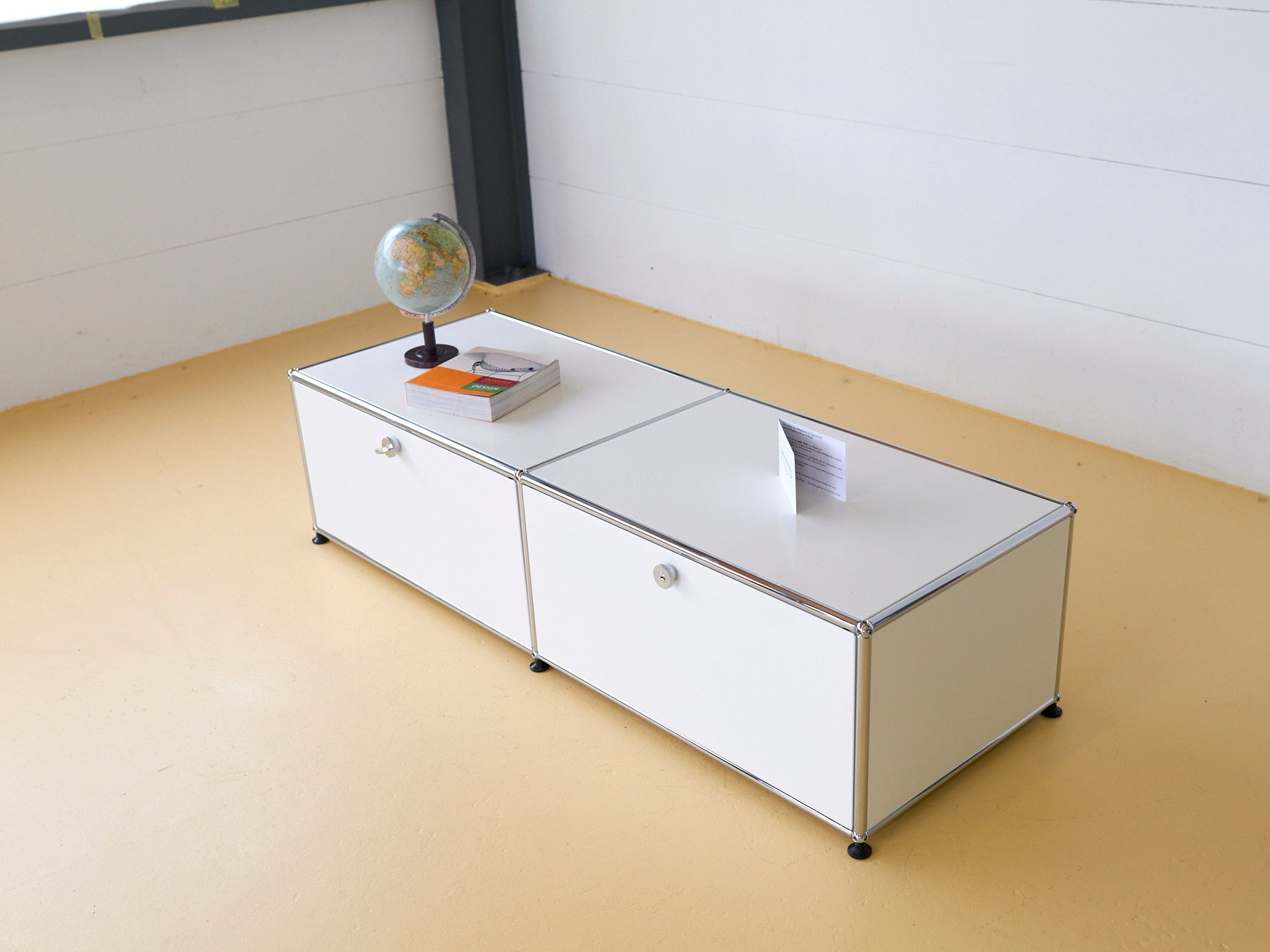 USM Haller Lowboard in Reinweiss T50cm