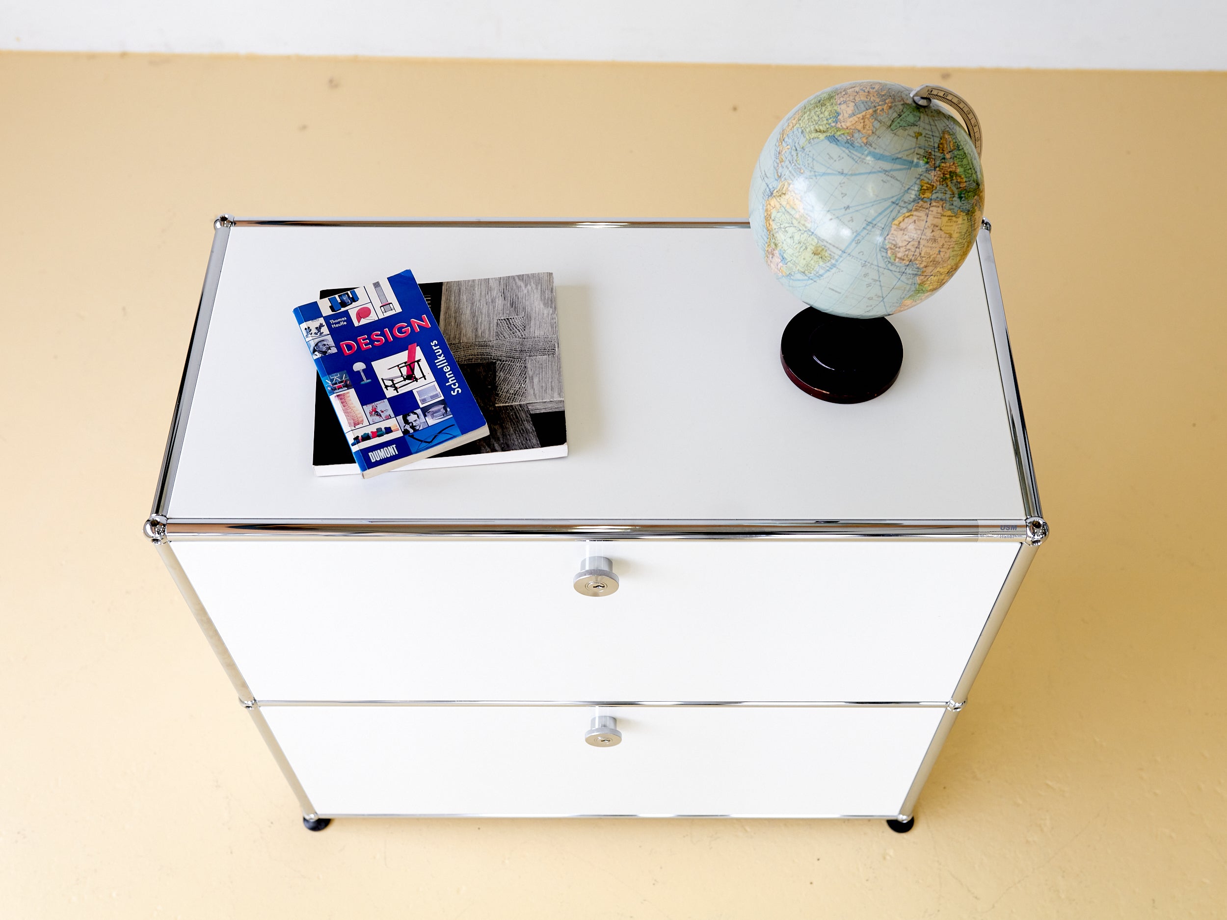 USM Haller Sideboard 2x1 mit Auszugtablar Reinweiss 6