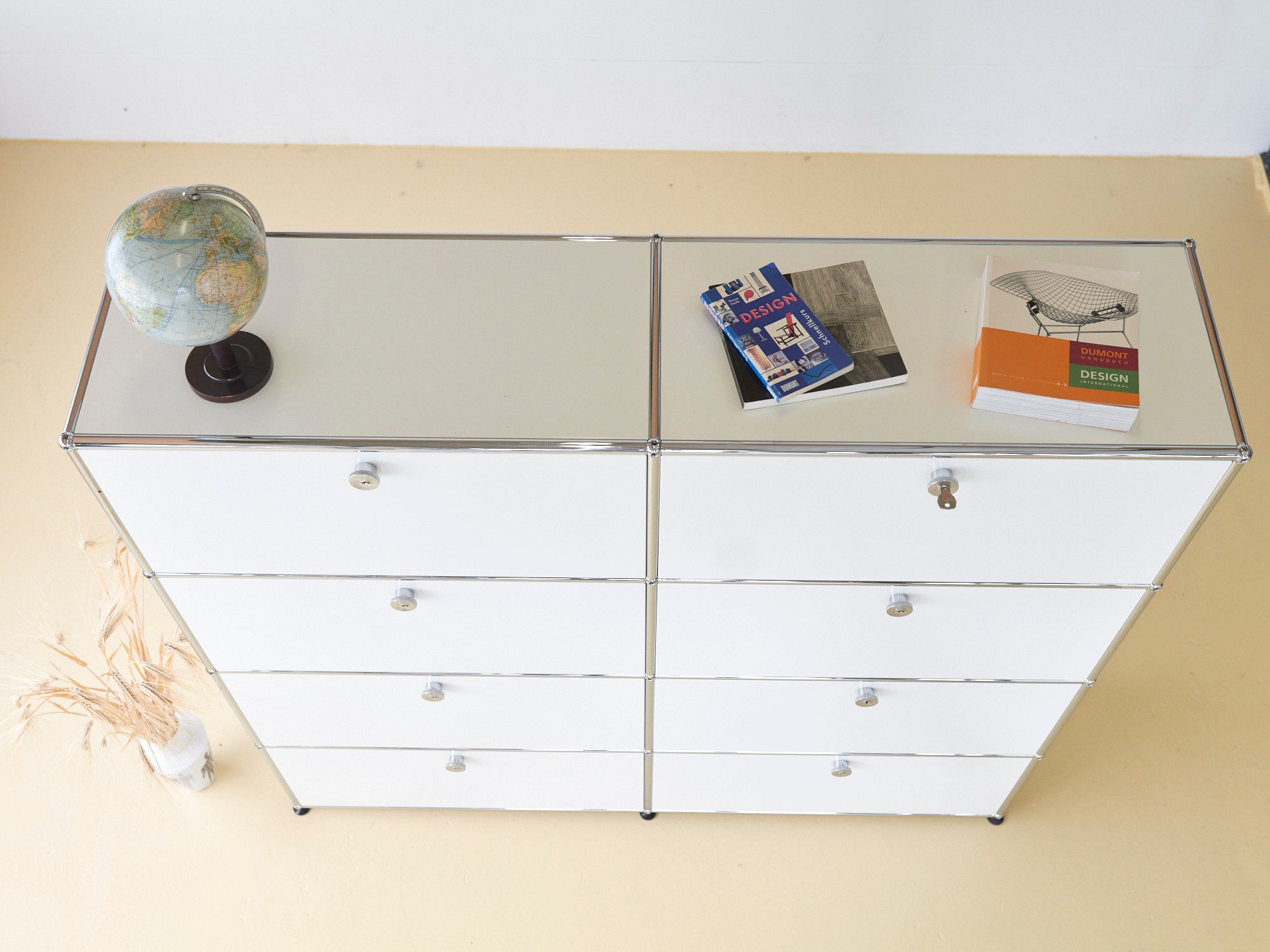 USM Sideboard in Reinweiss