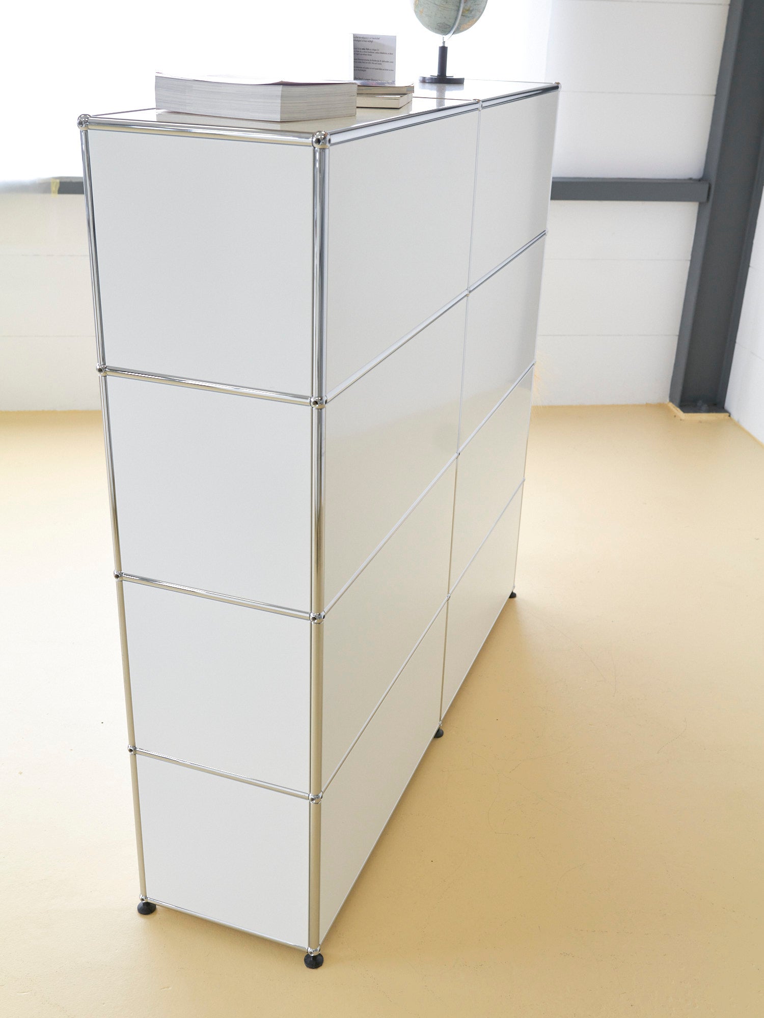 USM Sideboard in Reinweiss