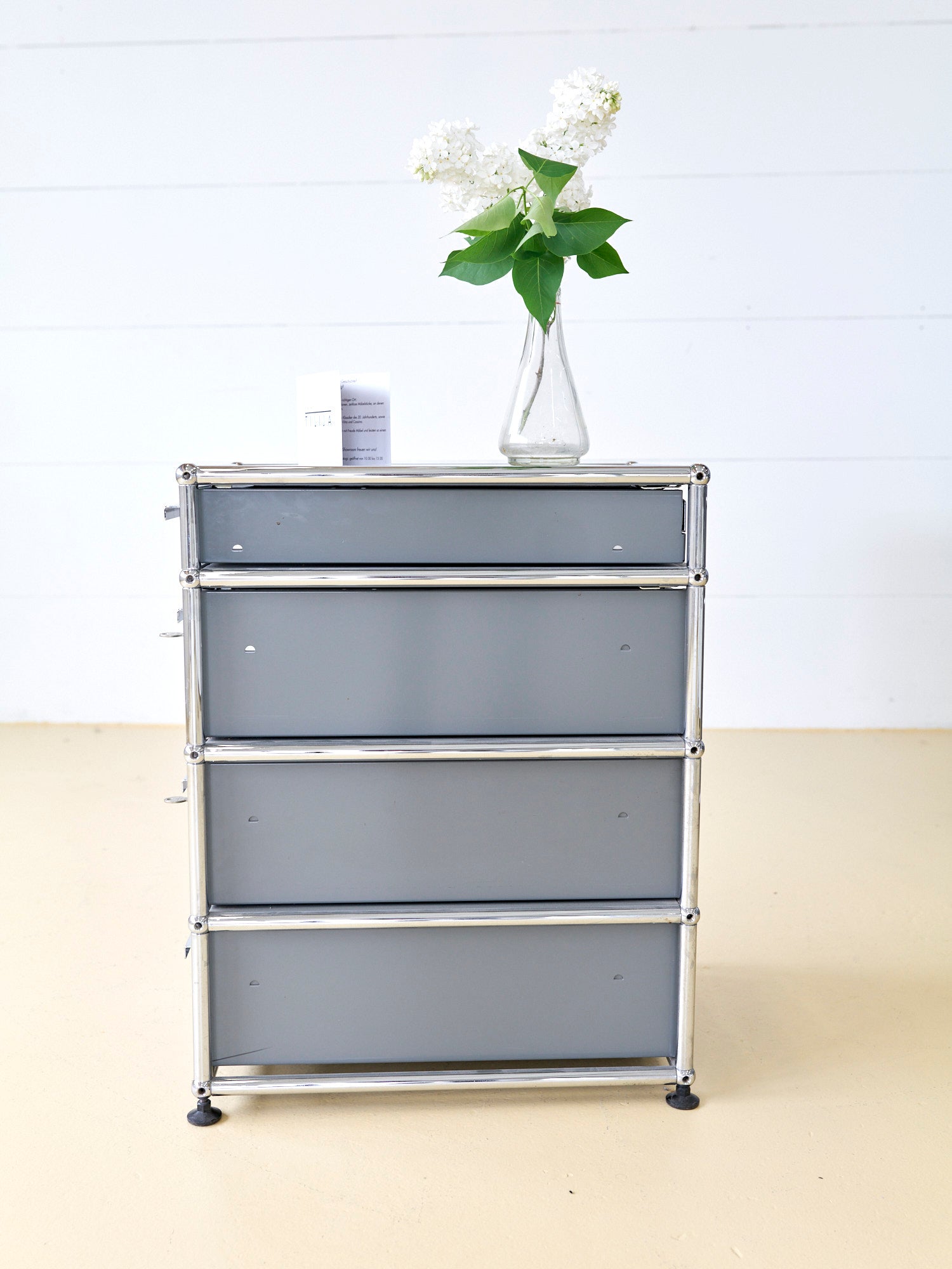 USM Korpus in Mittelgrau