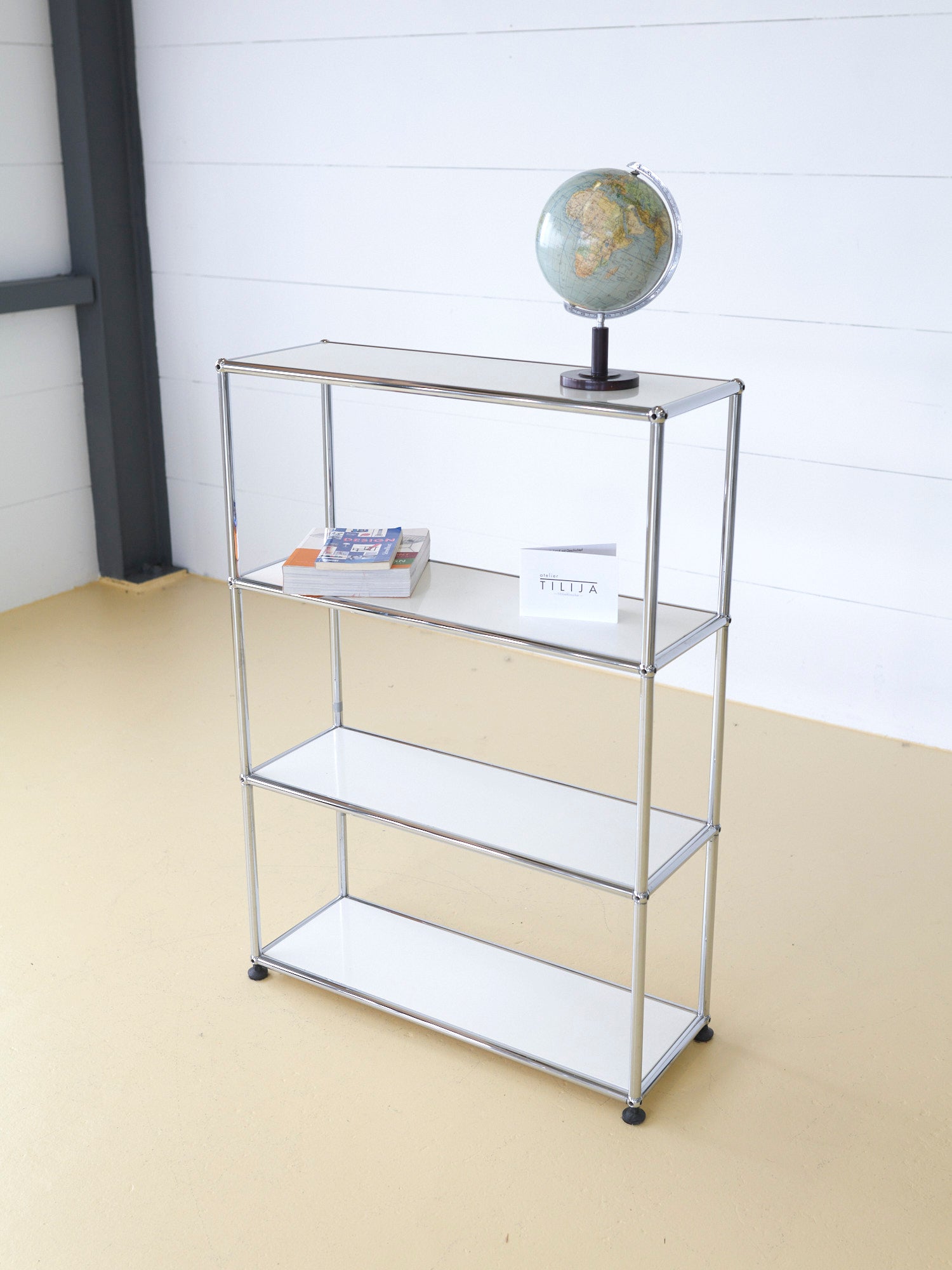 USM Haller Sideboard / Regal in Reinweiss