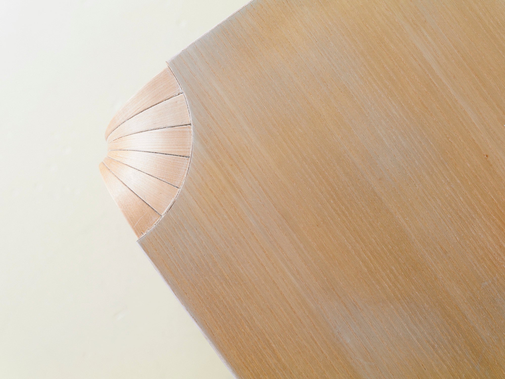 Couchtisch von Artek vom Designer Alvar Aalto