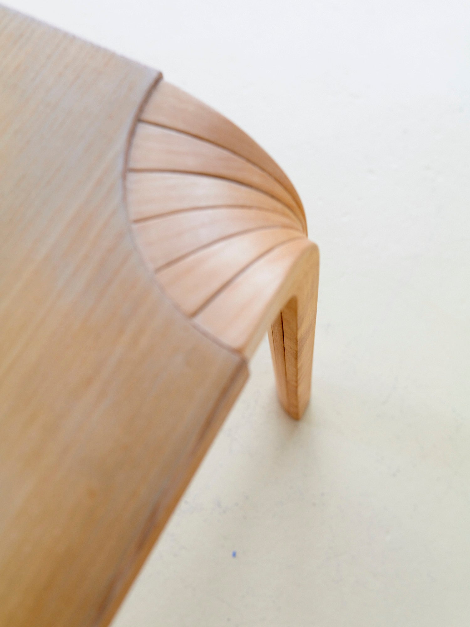 Couchtisch von Artek vom Designer Alvar Aalto