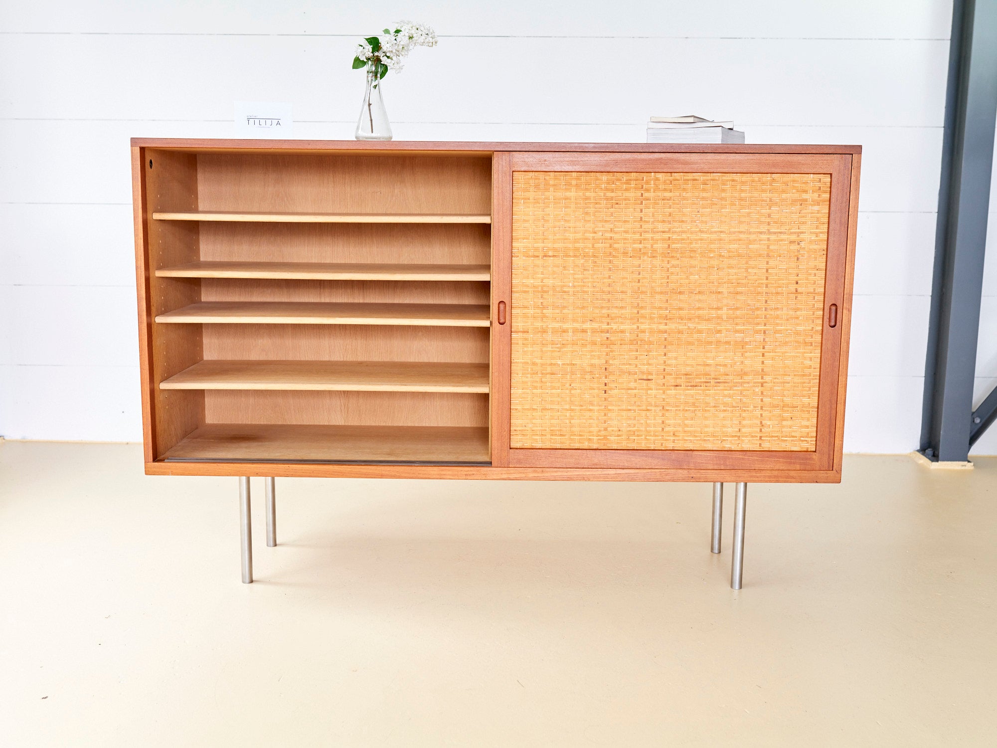Sideboard von Hans Wegner