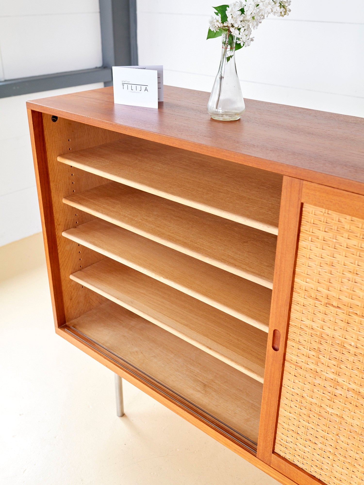Sideboard von Hans Wegner
