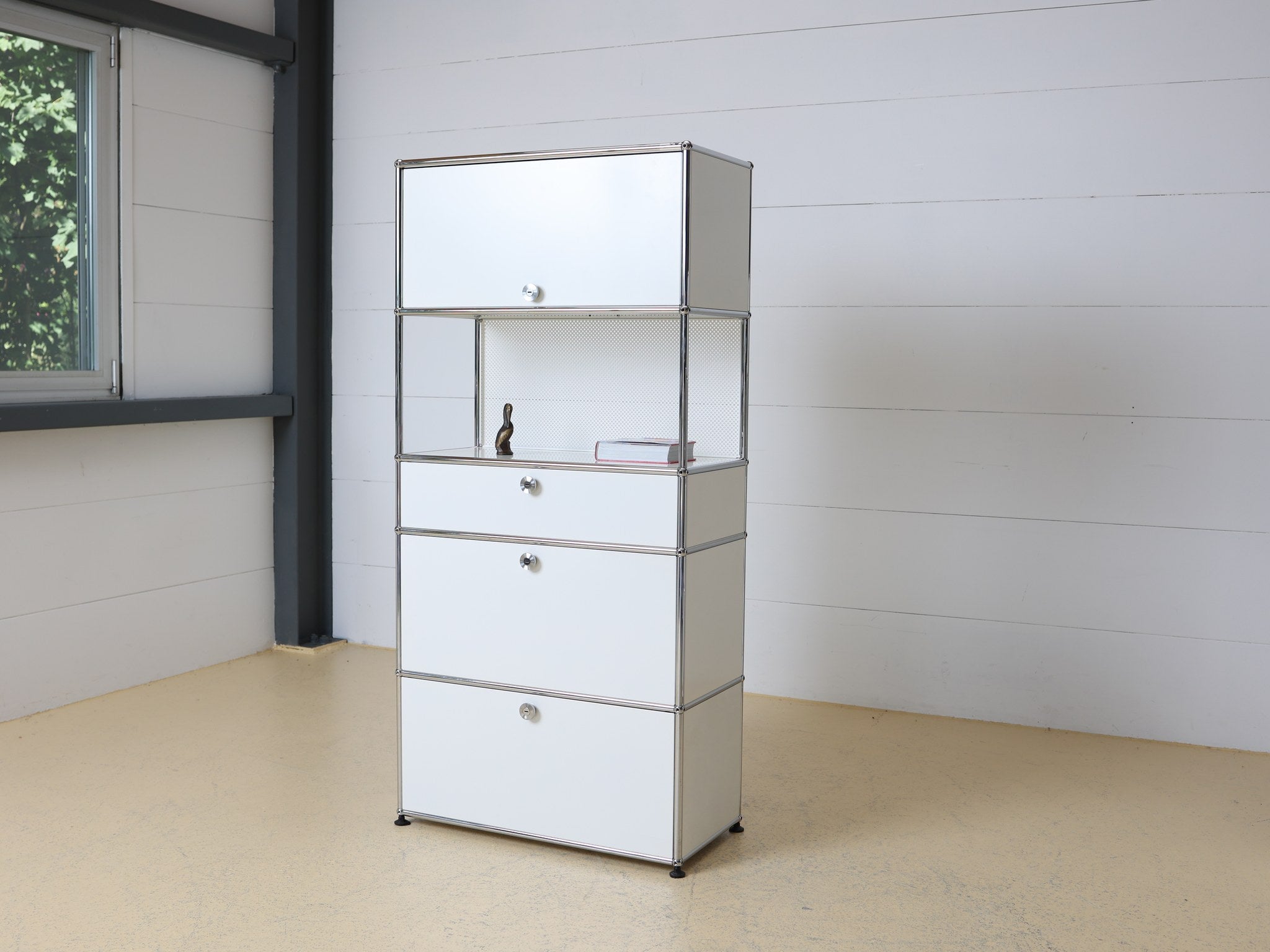 USM Haller Highboard 1x4 Konfiguration komplett – atelier TILIJA Meinisberg