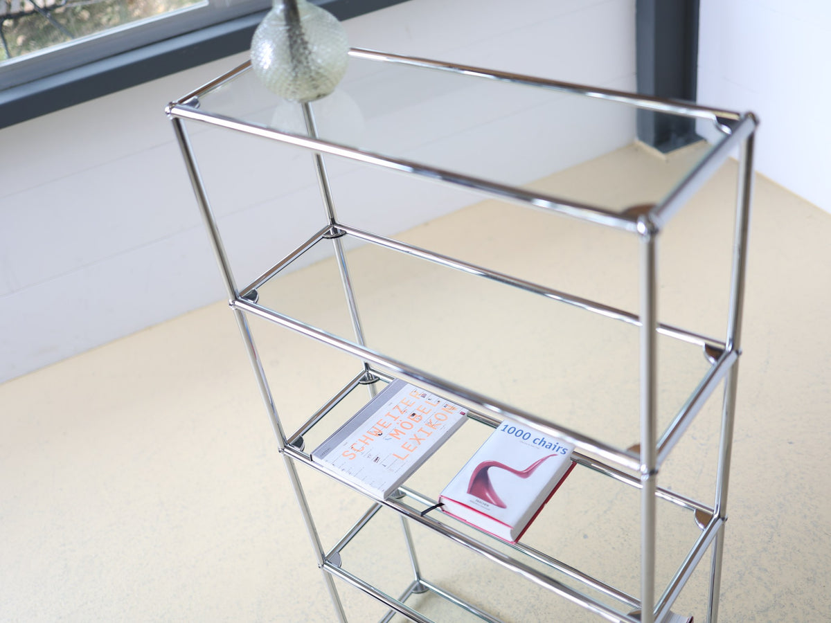 USM Haller Regal 1×5 Glasböden, schwarze Kunststoff-Nivellierfüsse, Occasion Schweiz