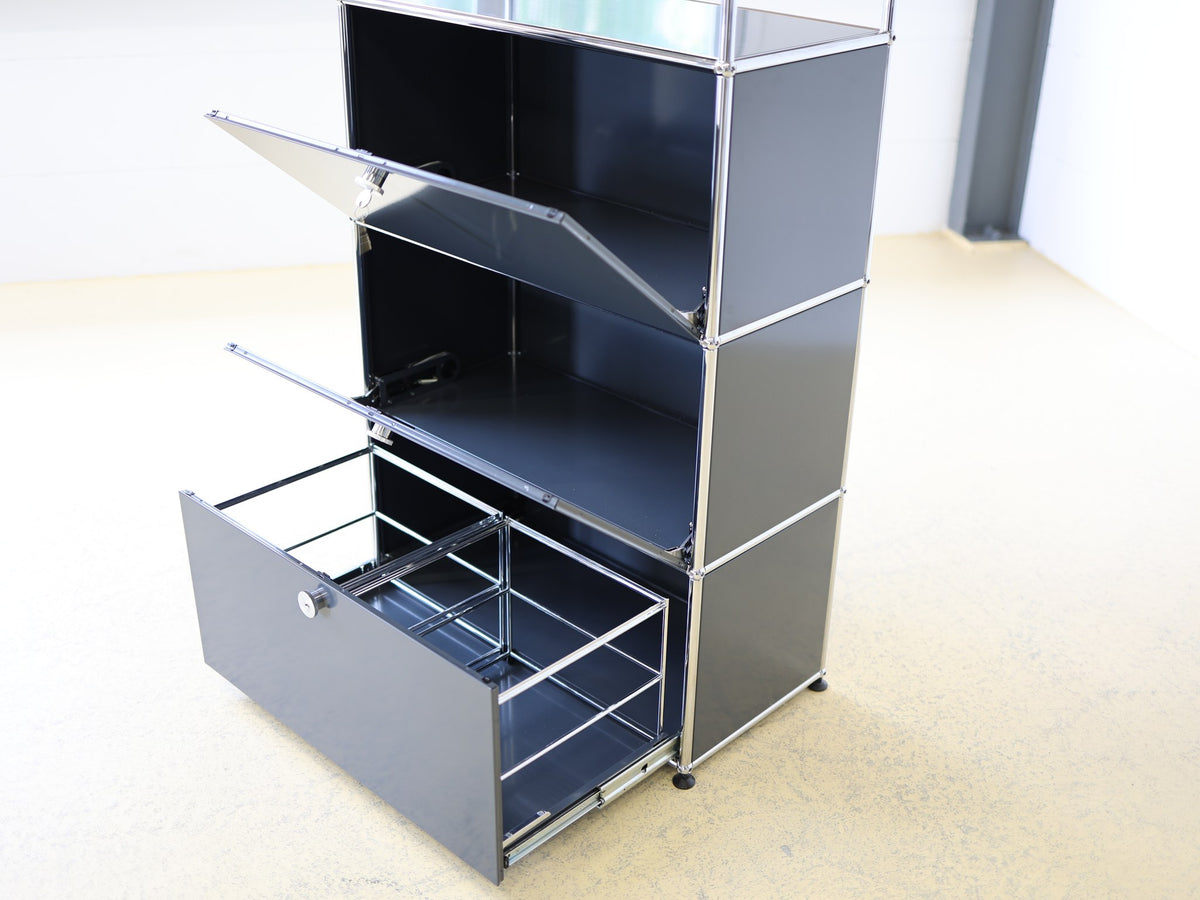 USM Haller Standcontainer Anthrazitgrau – Gesamtansicht, sehr guter Zustand, atelier TILIJA Meinisberg