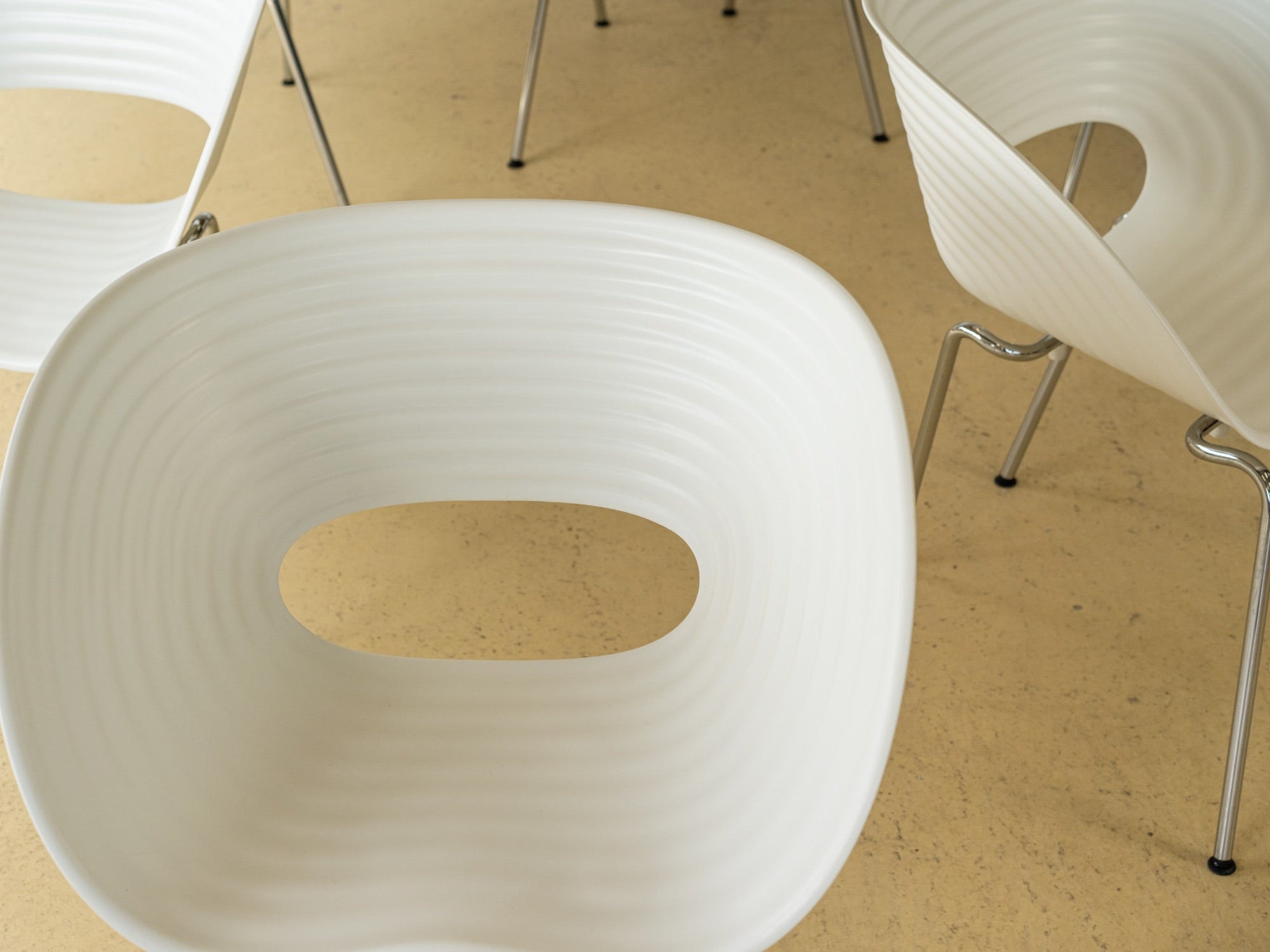 Tom Vac Stuhl von Vitra