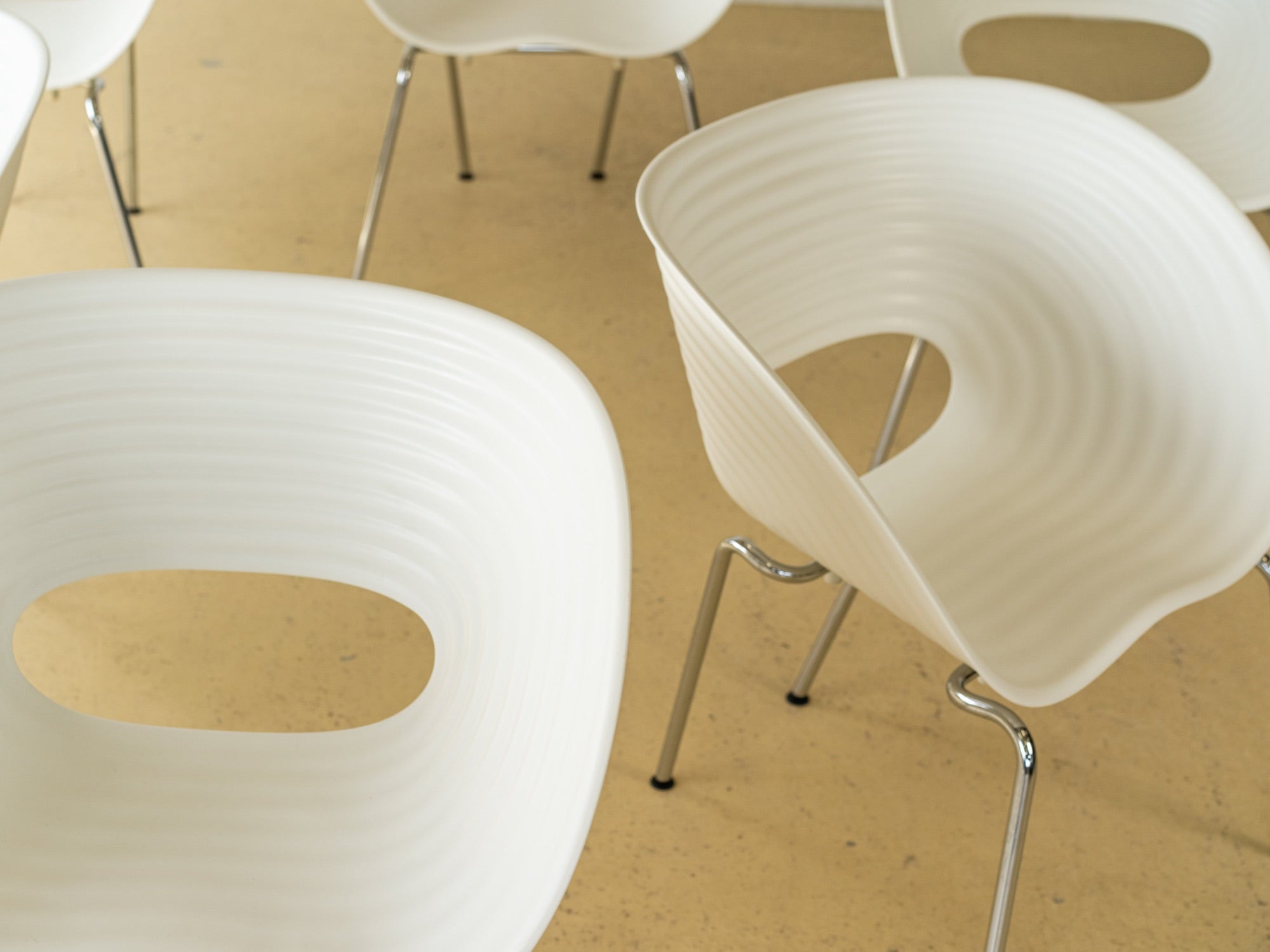 Tom Vac Stuhl von Vitra