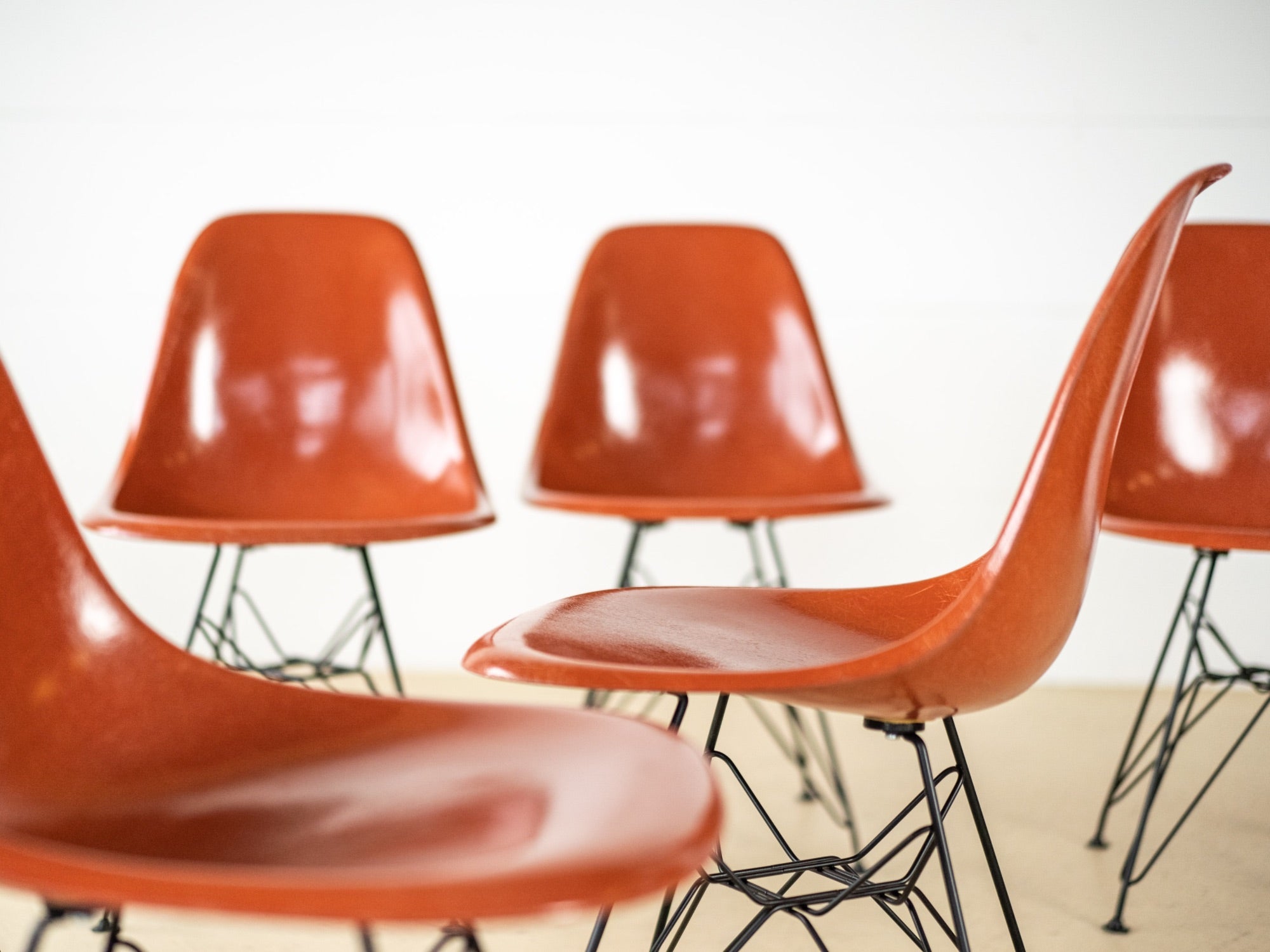 Charles & Ray Eames Fiberglas Stühle