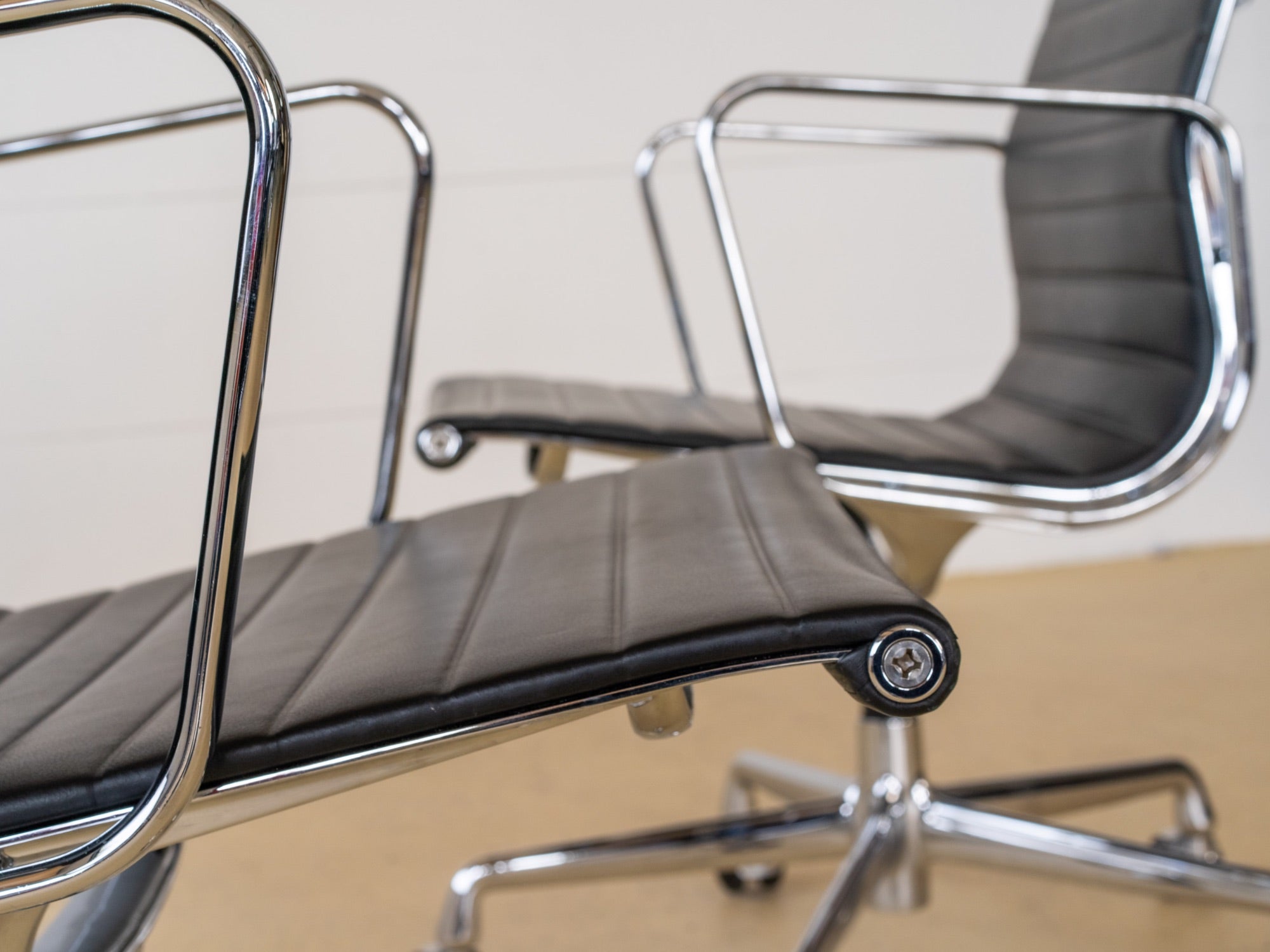 Bürostühle von Charles & Ray Eames, Vitra EA 108