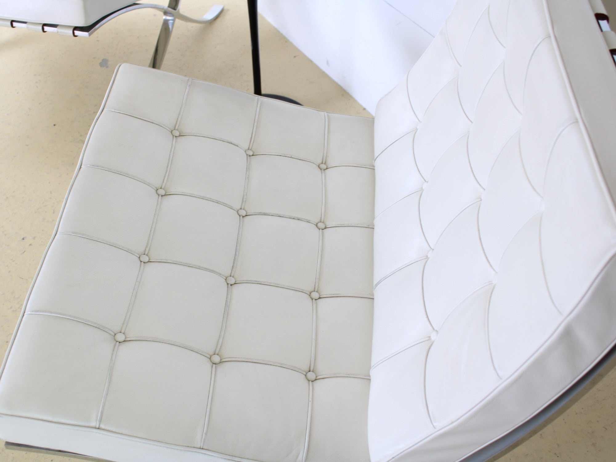 Barcelona Chair von Ludwig Mies van der Rohe, Knoll