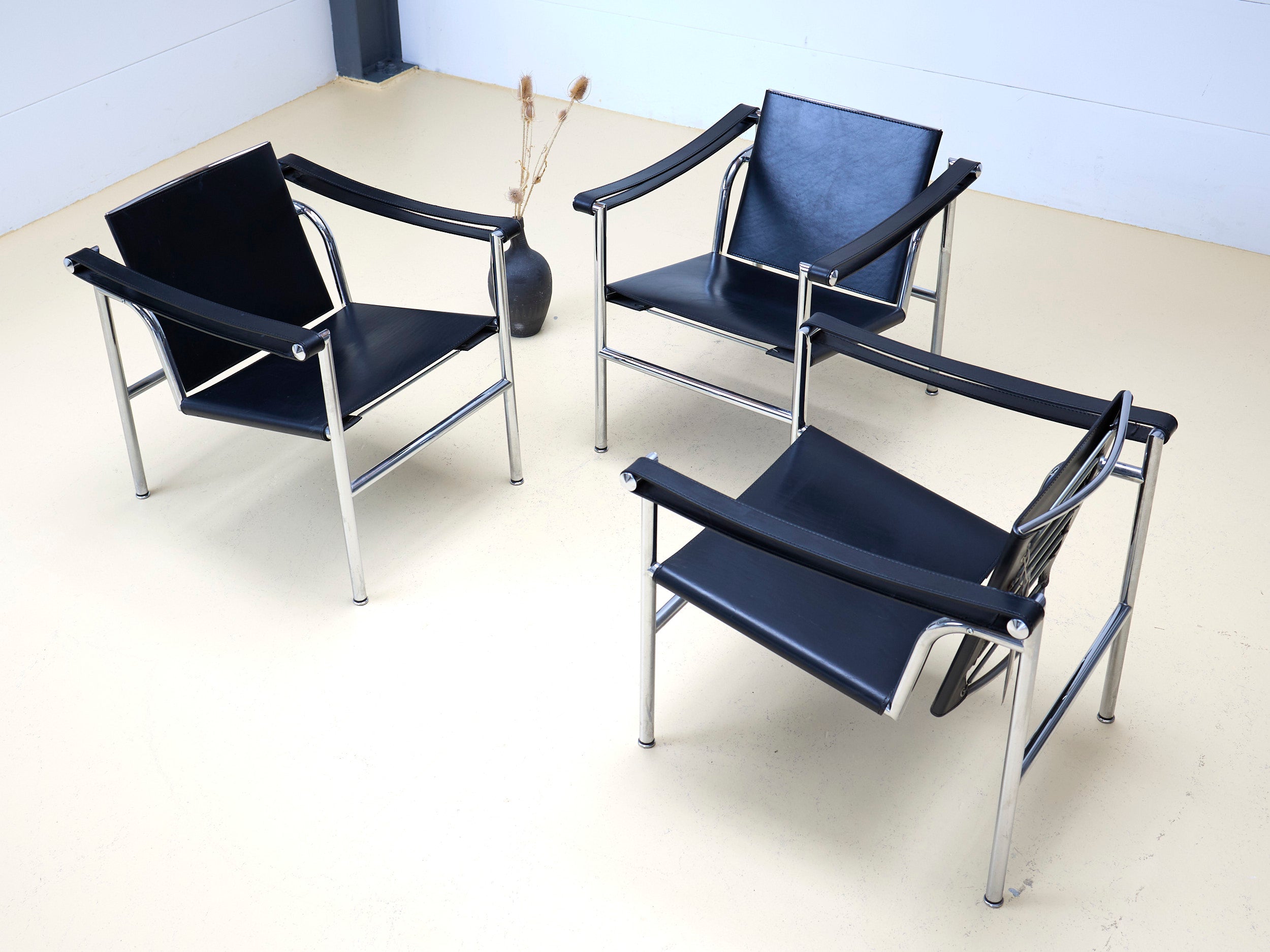 LC1 Sessel von Corbusier, Cassina