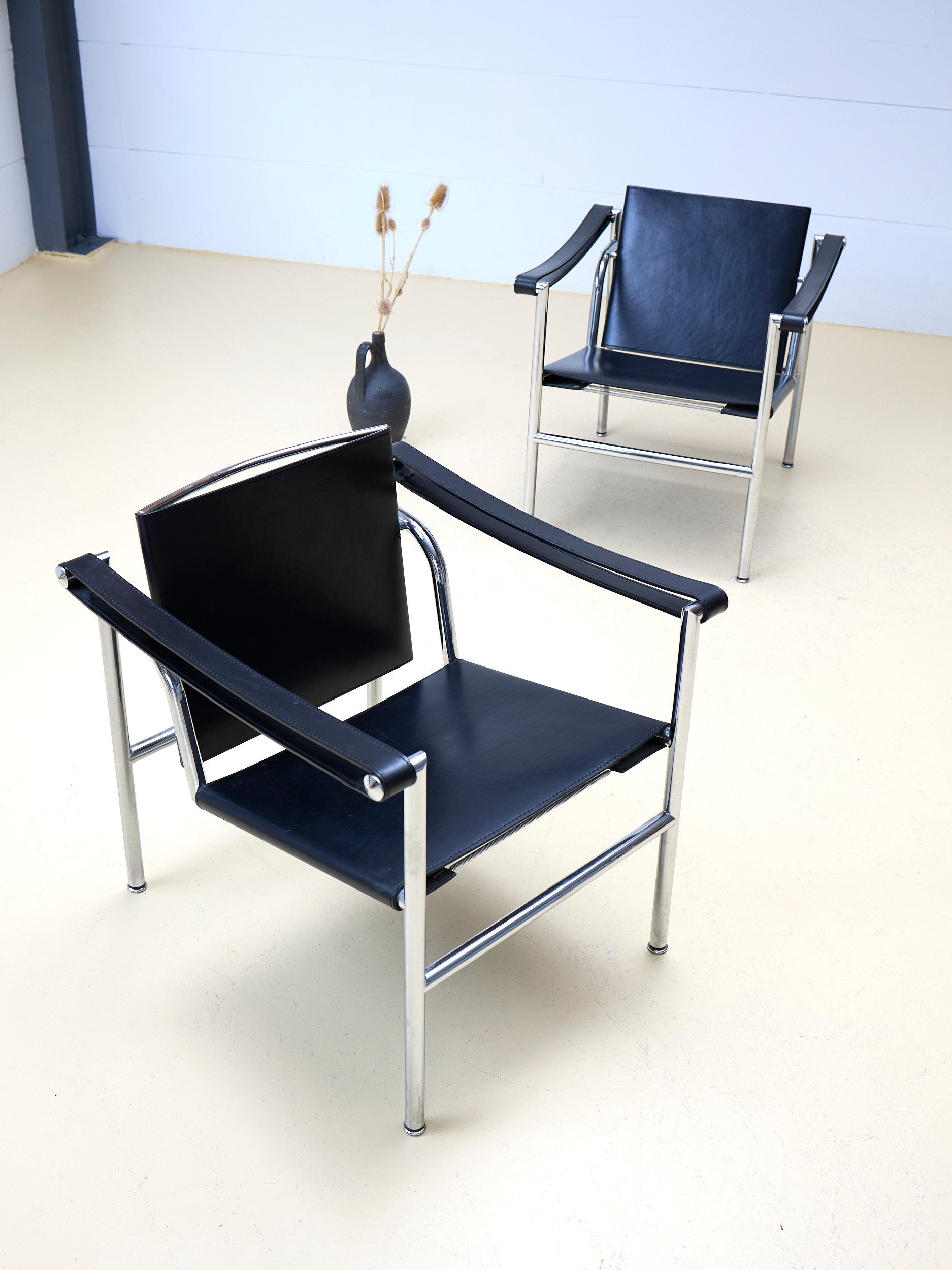 LC1 Sessel von Corbusier, Cassina