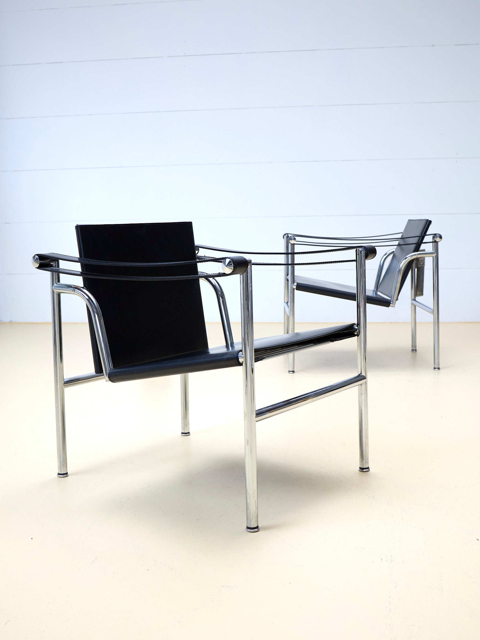 LC1 Sessel von Corbusier, Cassina