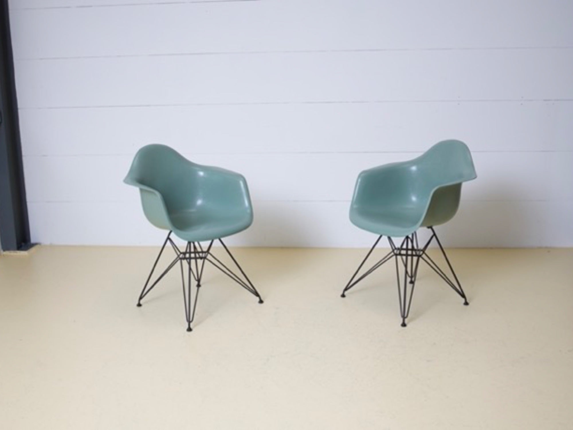 VITRA Eames Armchairs DAW in Seafoam