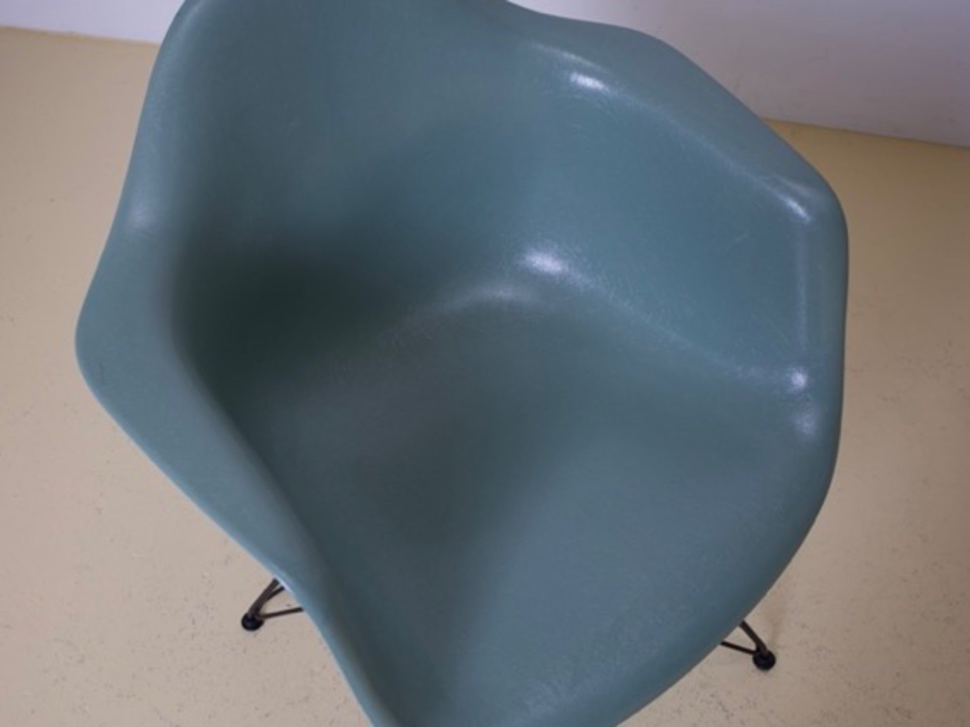 VITRA Eames Armchairs DAW in Seafoam