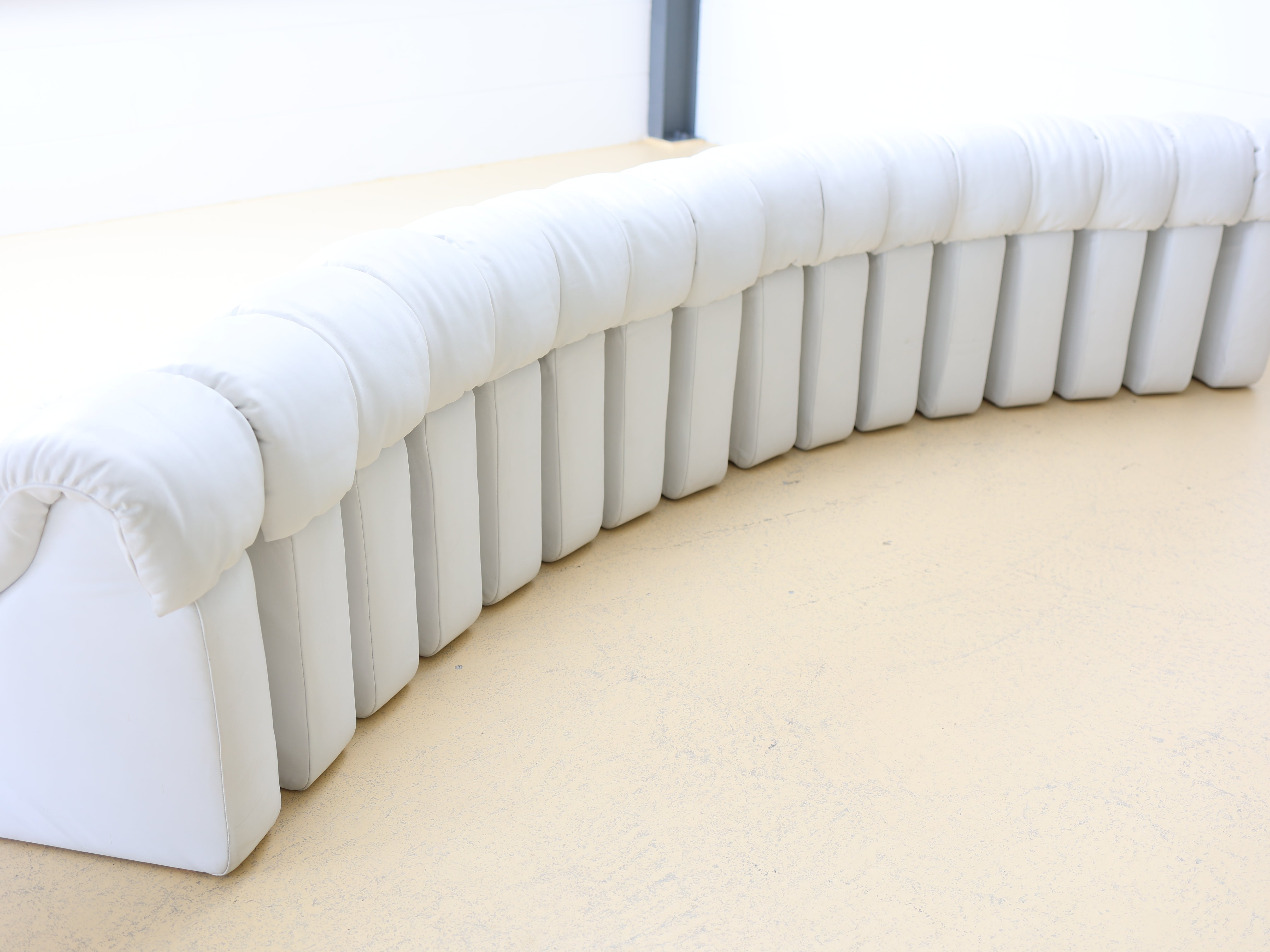 Designklassiker: Tatzelwurm DS 600, De Sede