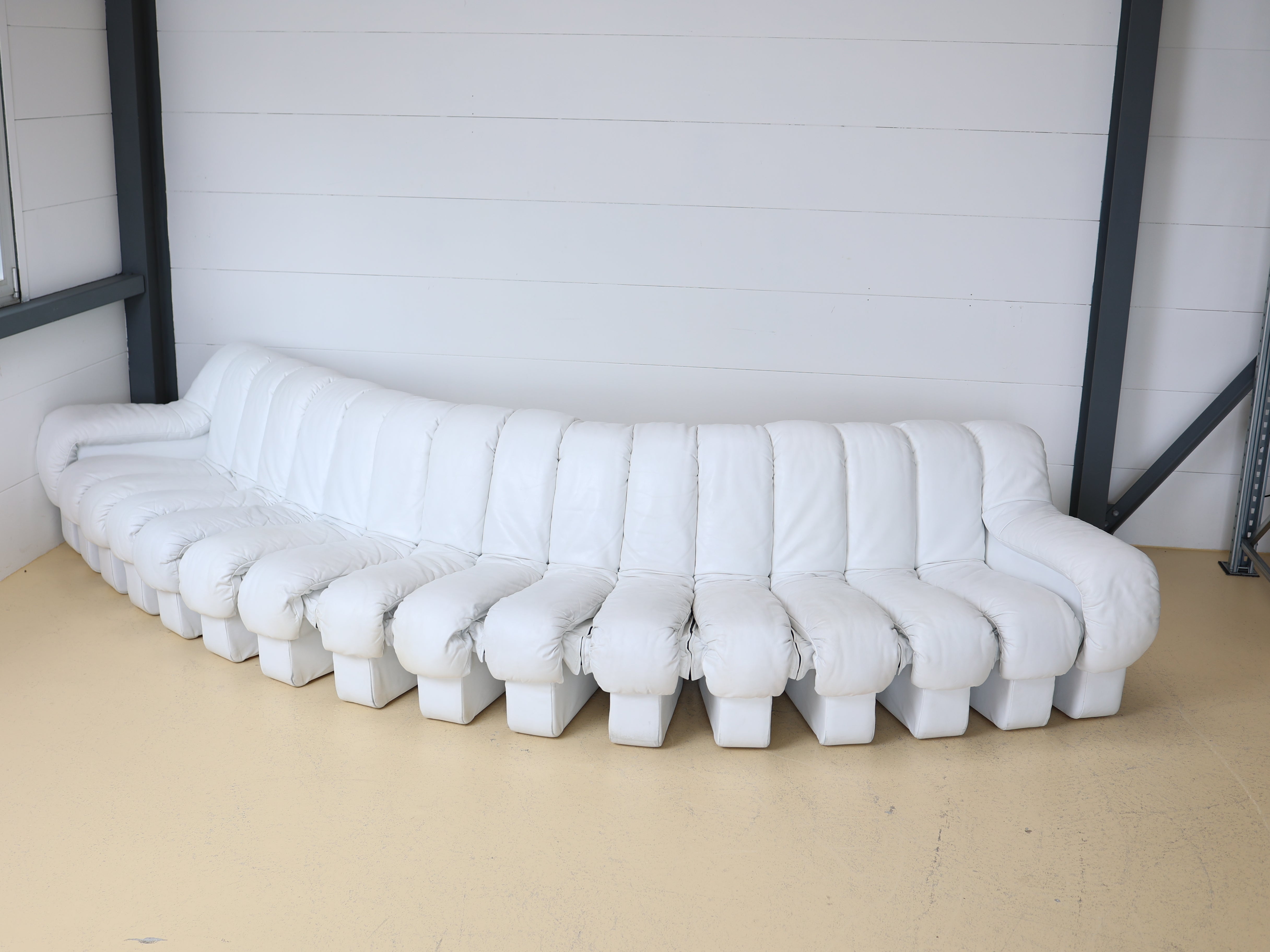 Designklassiker: Tatzelwurm DS 600, De Sede