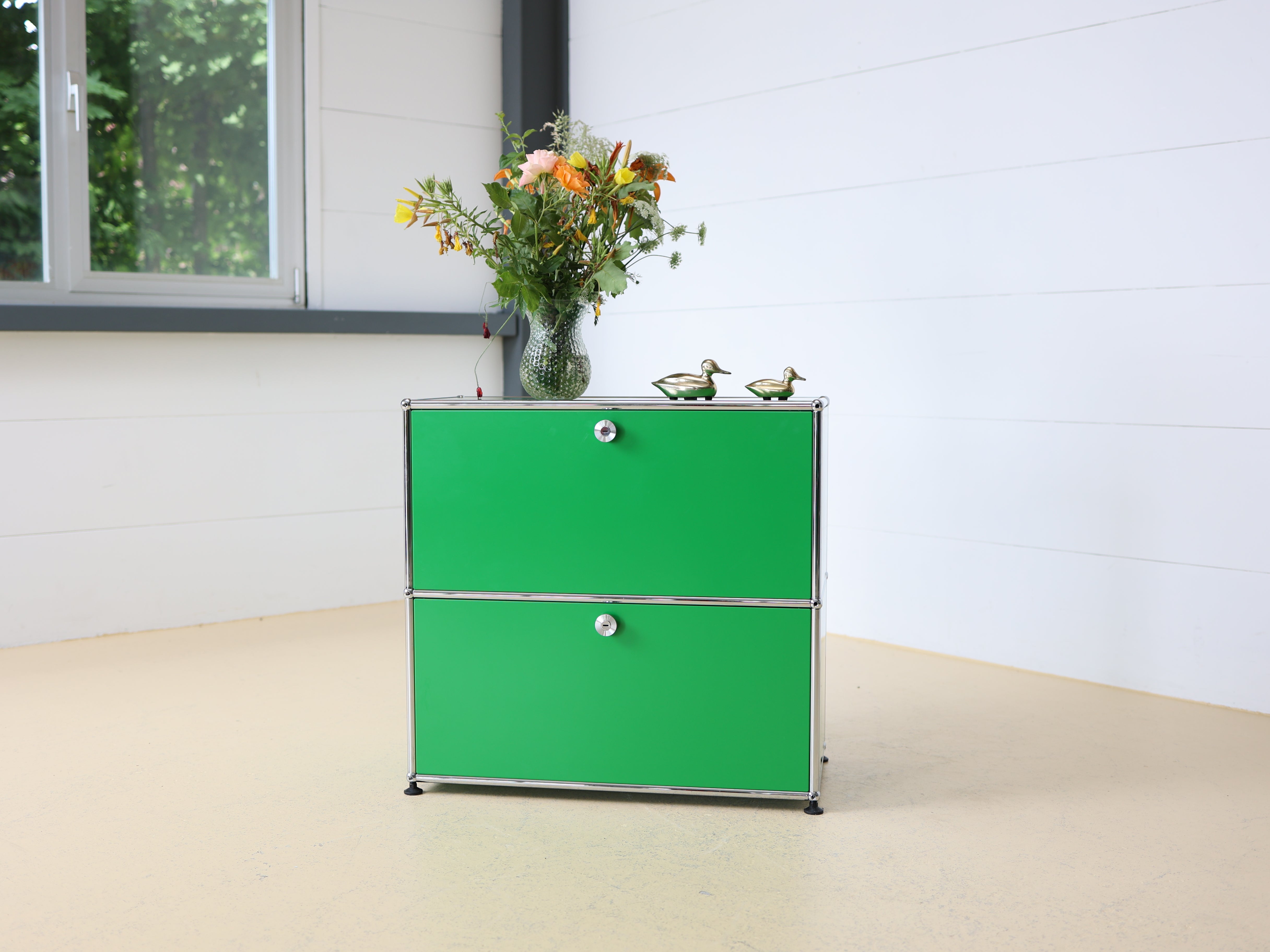 USM Haller Sidebaord Grün, 1x2