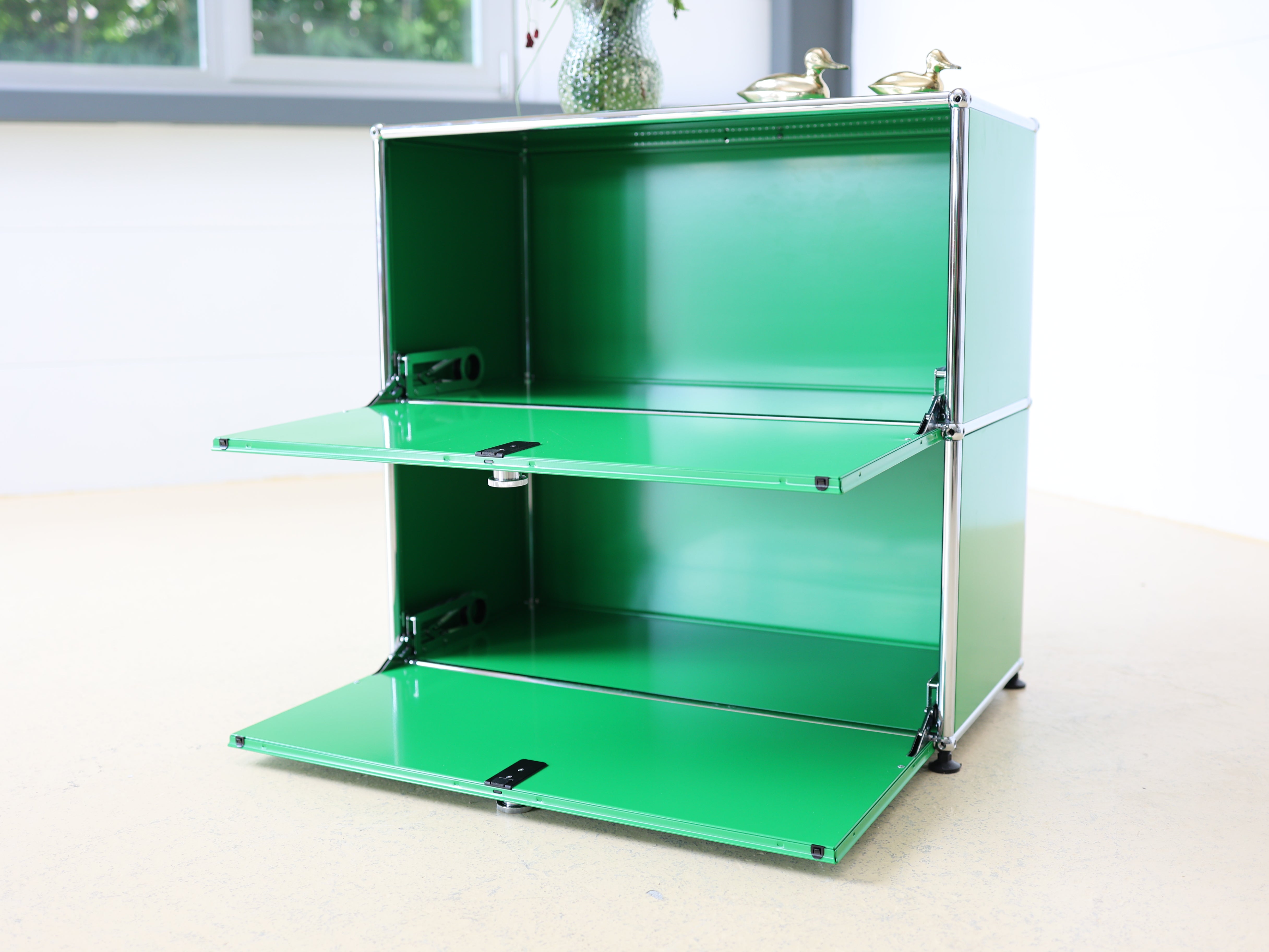 USM Haller Sidebaord Grün, 1x2