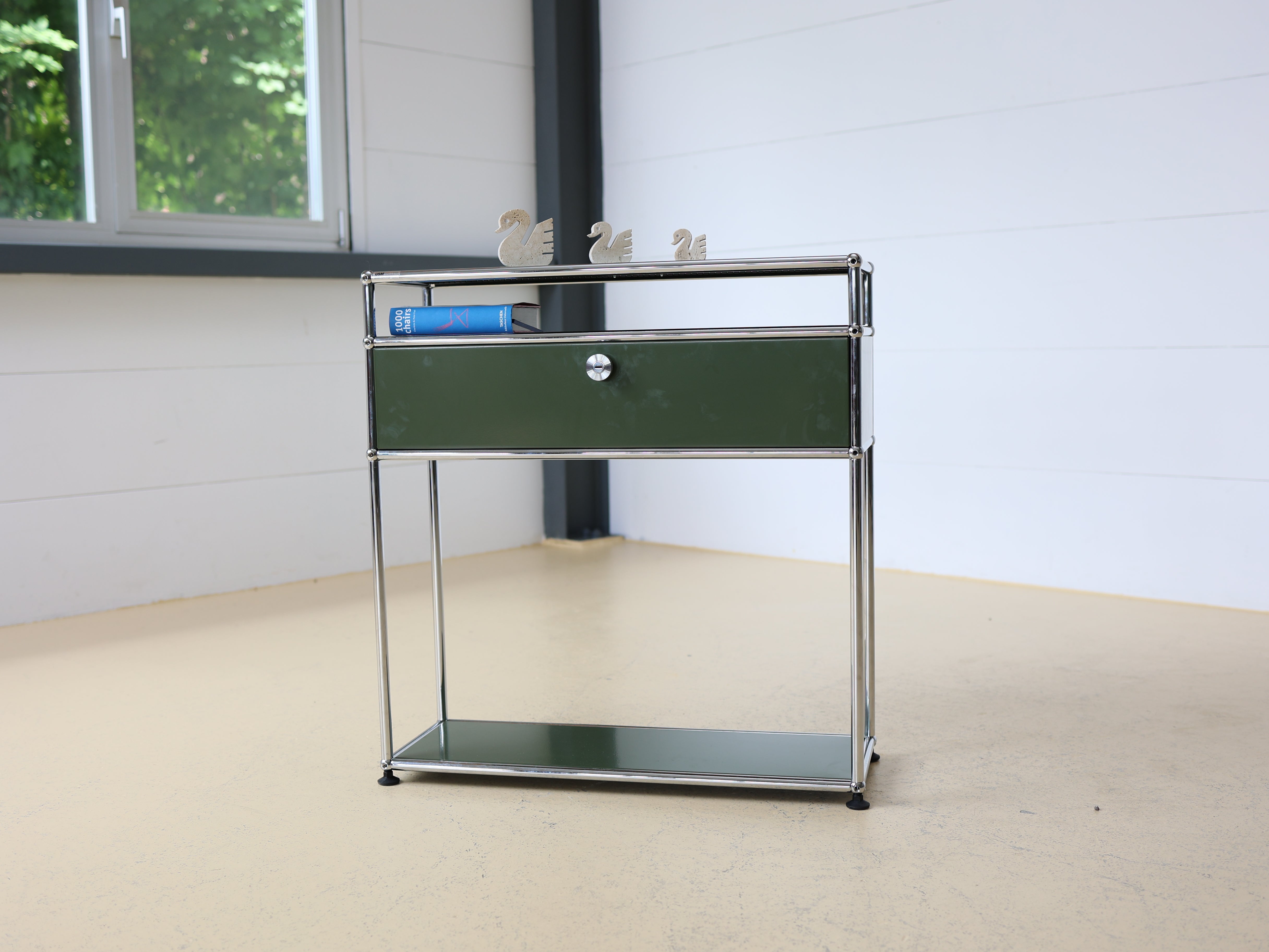 USM Haller Sideboard Olivgrün