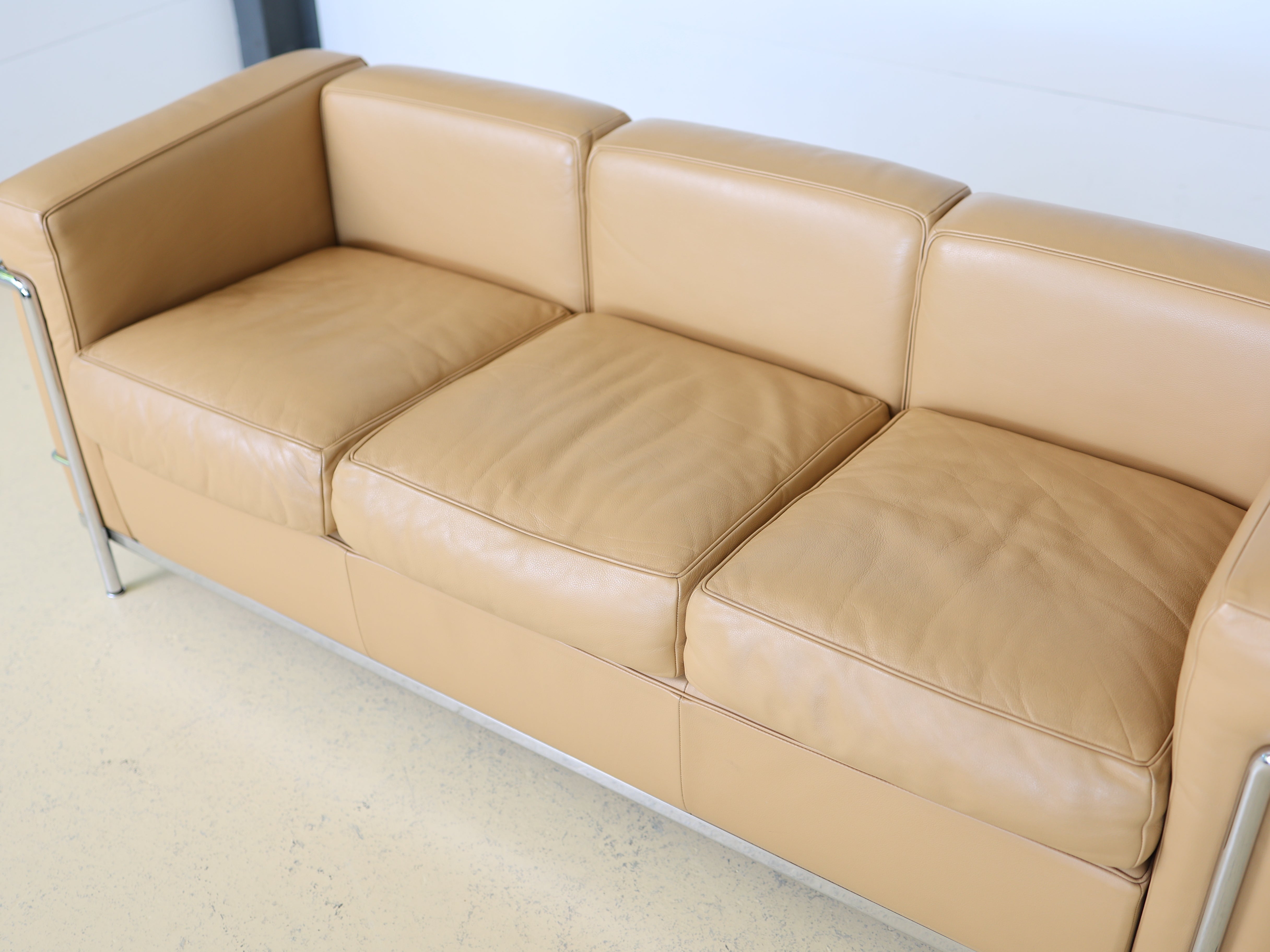 Le Corbusier Sofa LC2 von Cassina