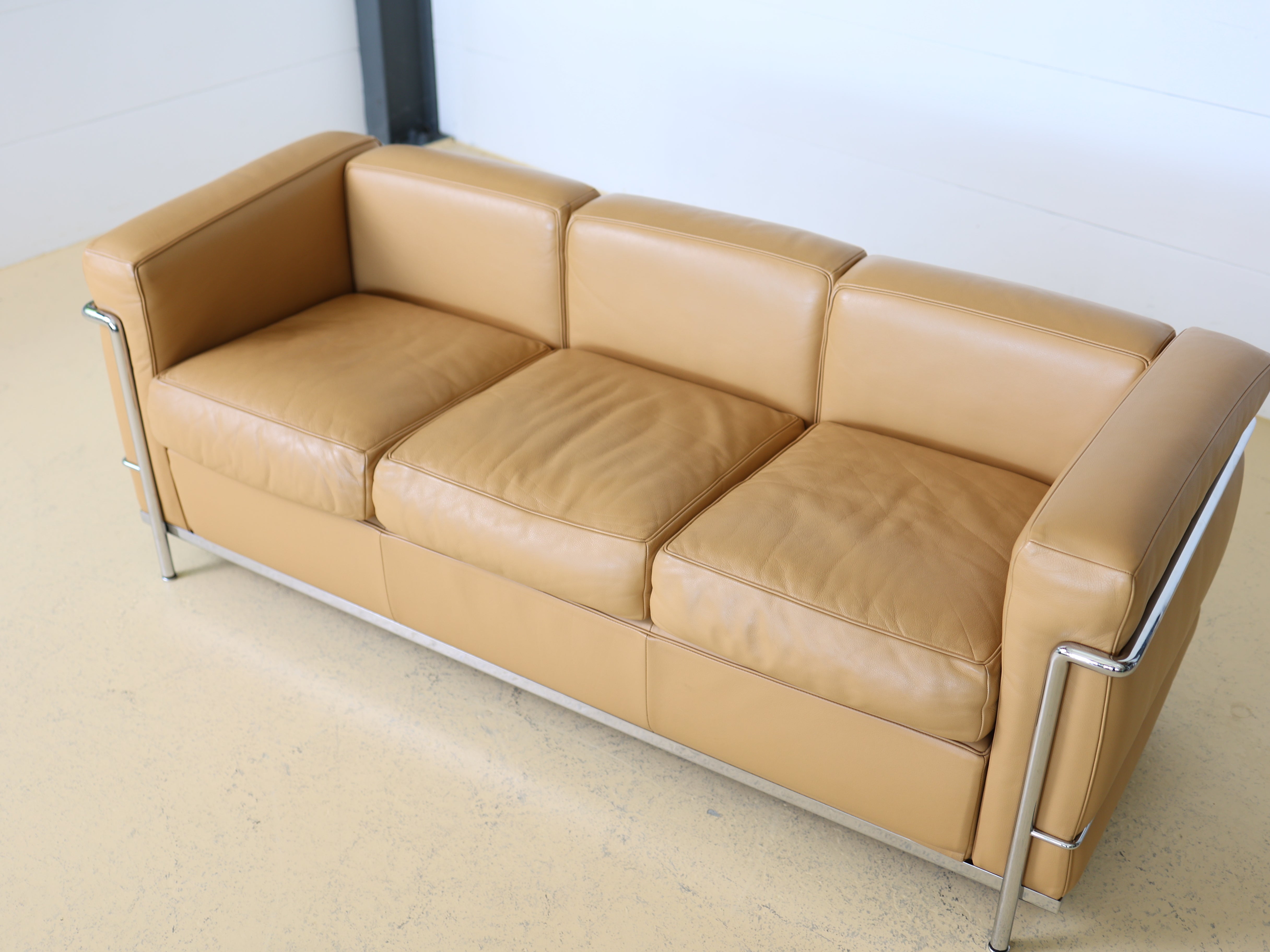Le Corbusier Sofa LC2 von Cassina