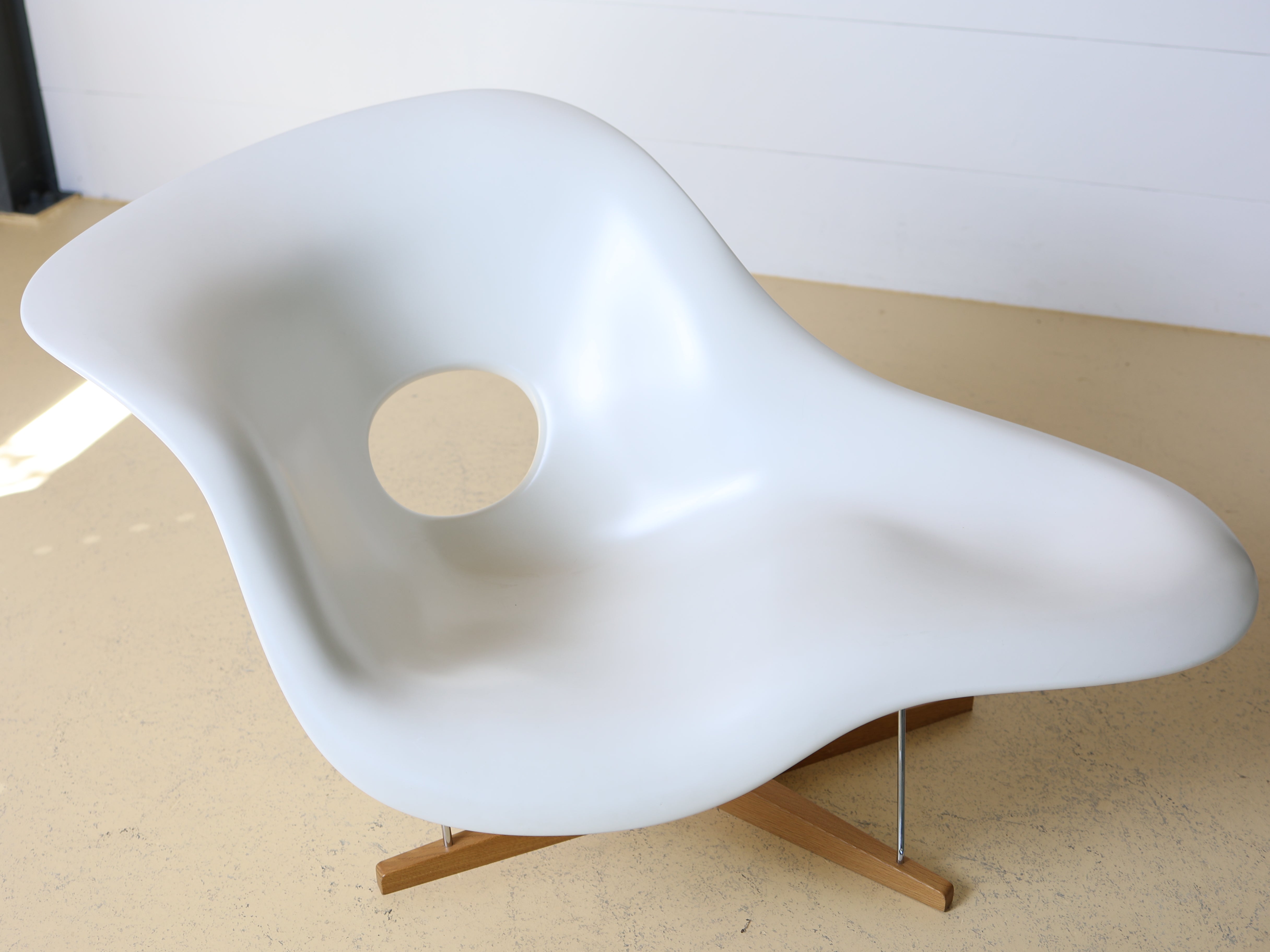 La Chaise Liege von Eames, Vitra