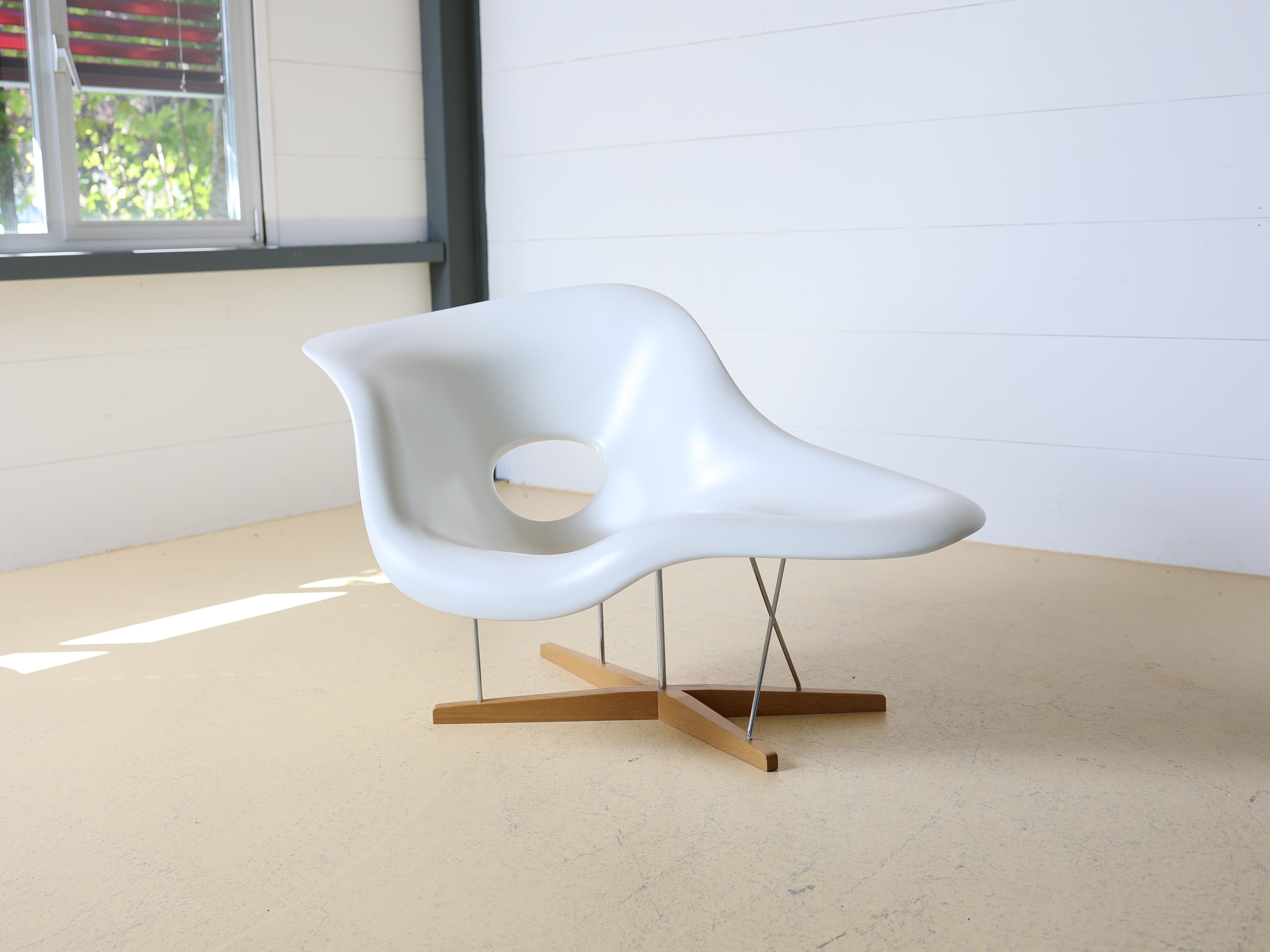 La Chaise Liege von Eames, Vitra