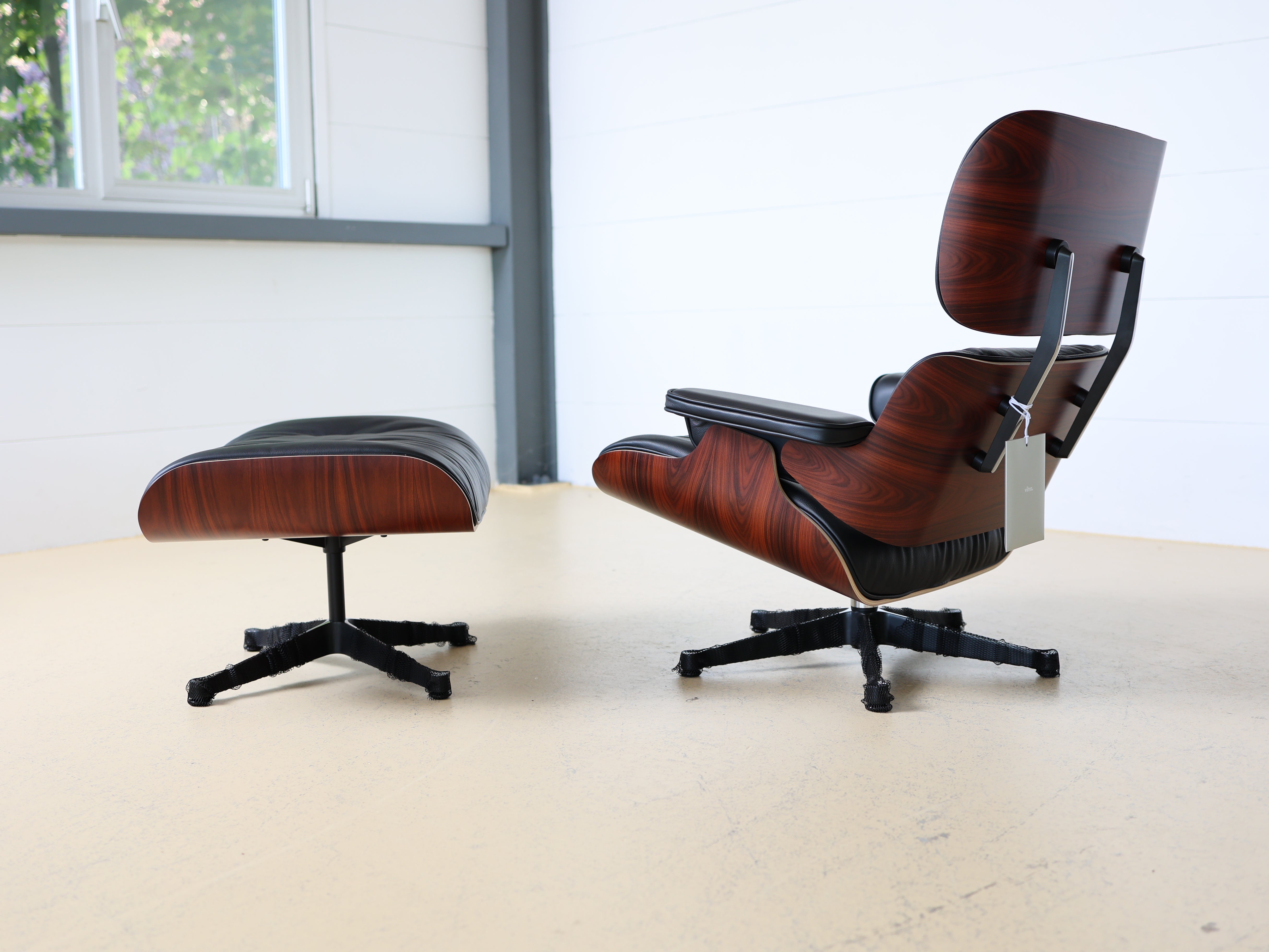 Eames Lounge Chair- Palisander, VITRA