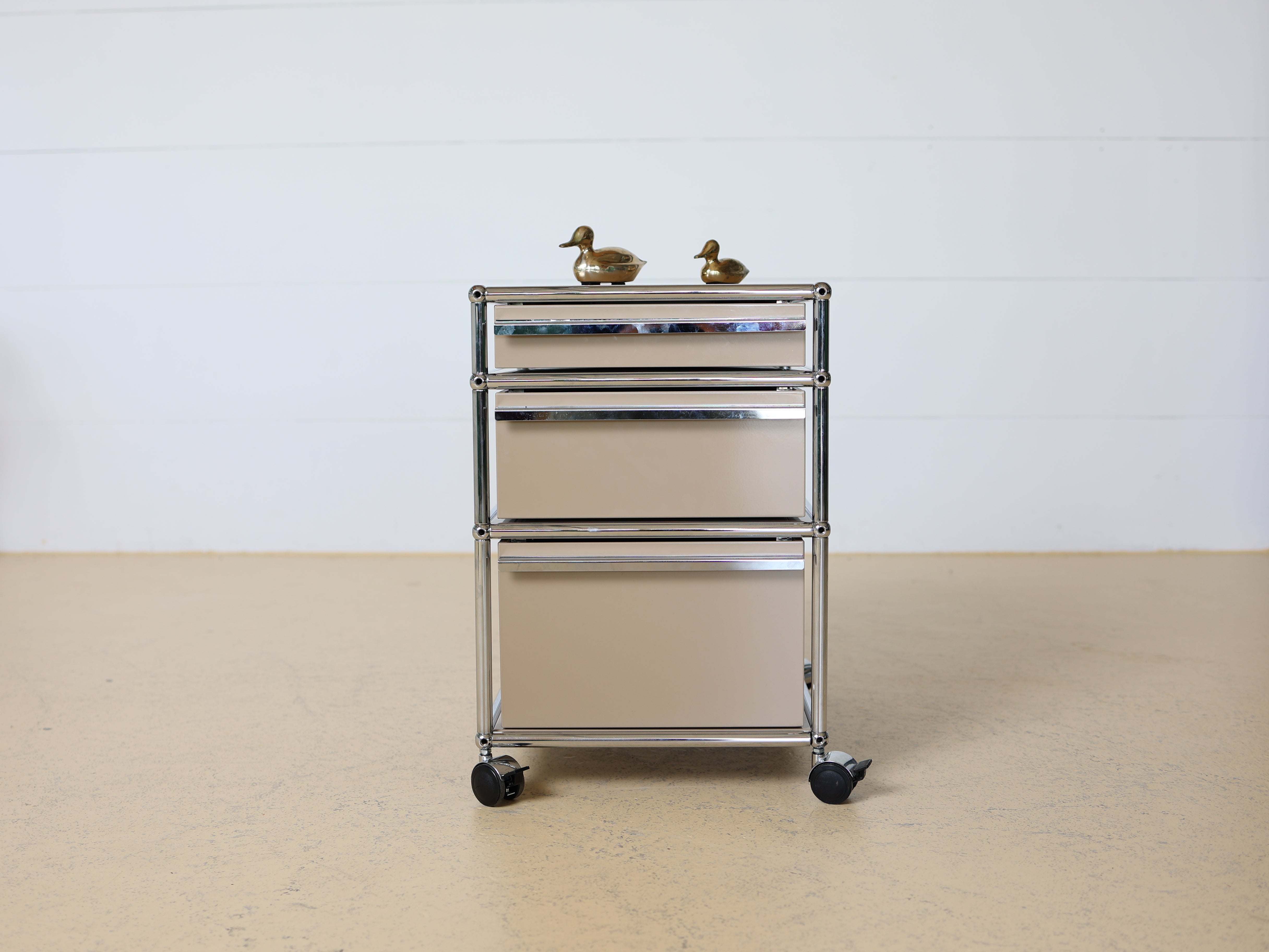 USM Haller Korpus in Beige