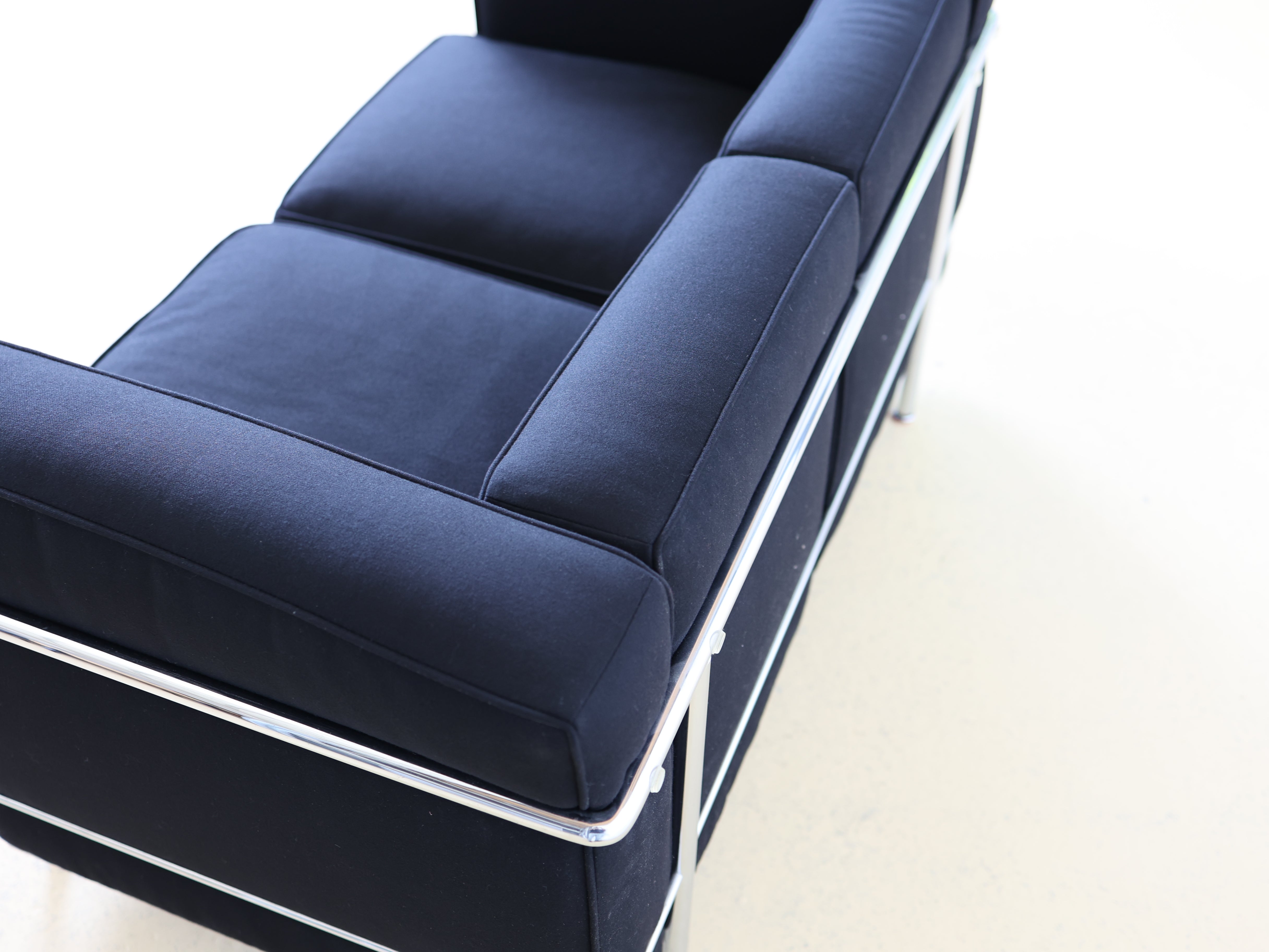 Le Corbusier Sofa LC2 von Cassina - Stoff
