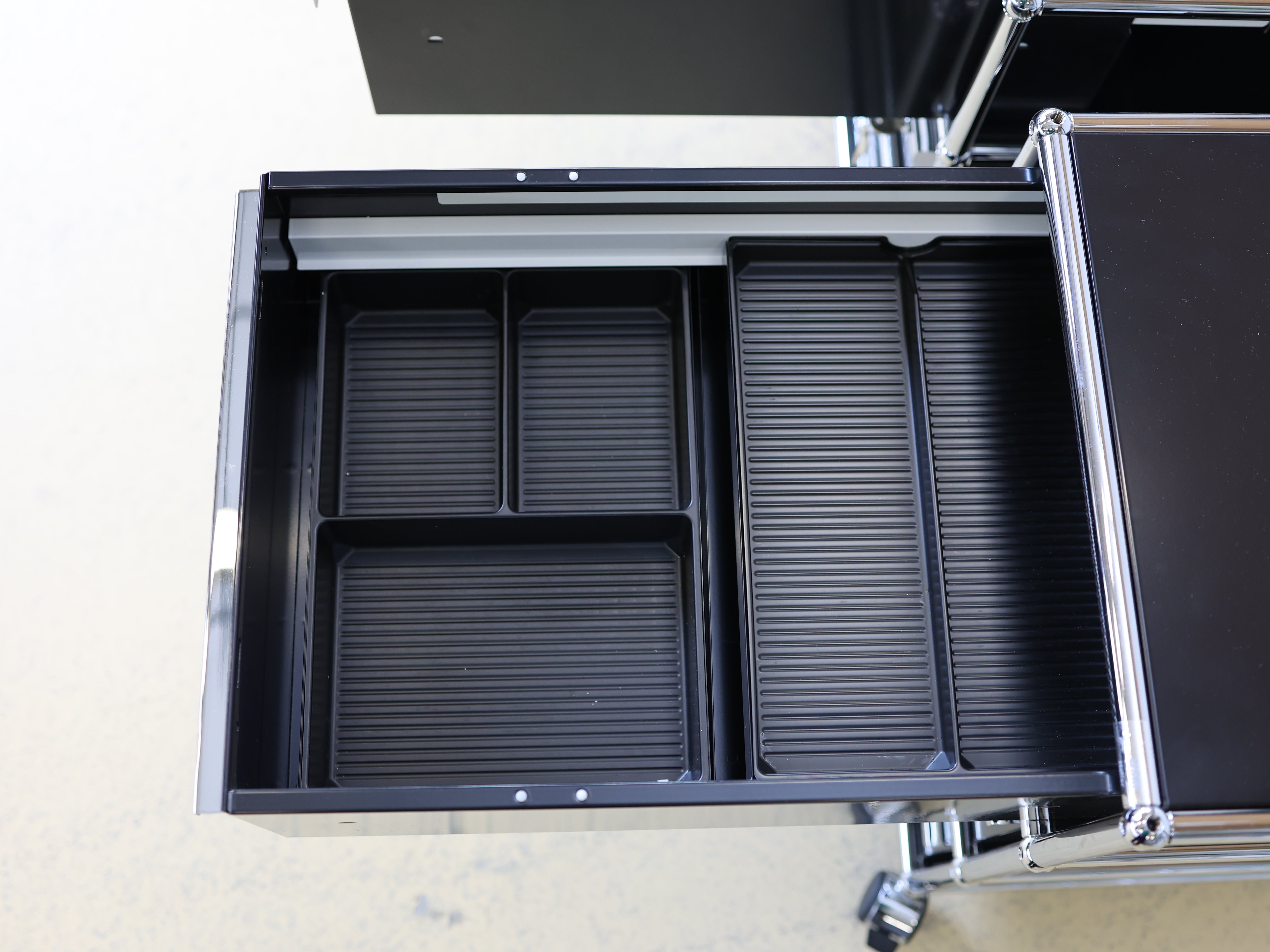 USM Haller Rollcontainer