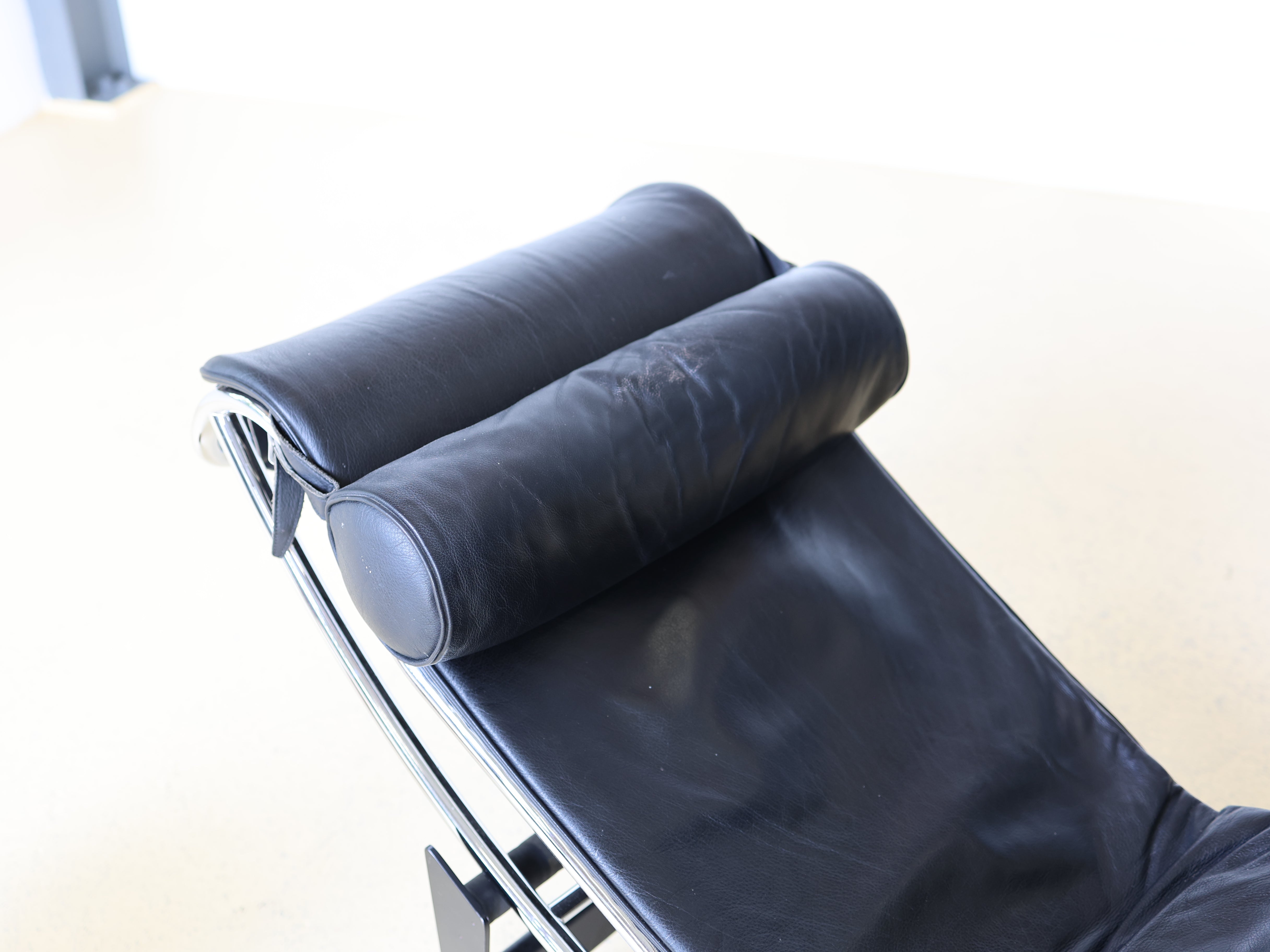 Le Corbusier Liege LC4 von Cassina